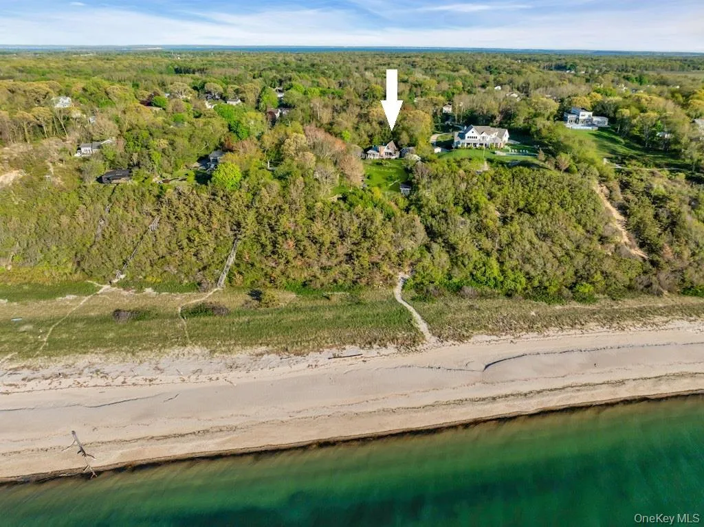 995 Red Fox Road, Southold, NY, 3 Bedrooms Bedrooms, 6 Rooms Rooms,2 BathroomsBathrooms,Residential,For Rent,Red Fox,0,992976 995 Red Fox Road, Southold, NY, 3 Bedrooms Bedrooms, 6 Rooms Rooms,2 BathroomsBathrooms,Residential,For Rent,Red Fox,0,992976