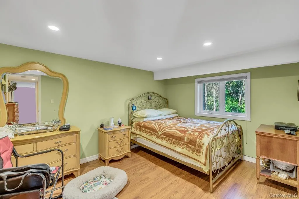 995 Red Fox Road, Southold, NY, 3 Bedrooms Bedrooms, 6 Rooms Rooms,2 BathroomsBathrooms,Residential,For Rent,Red Fox,0,992976 995 Red Fox Road, Southold, NY, 3 Bedrooms Bedrooms, 6 Rooms Rooms,2 BathroomsBathrooms,Residential,For Rent,Red Fox,0,992976