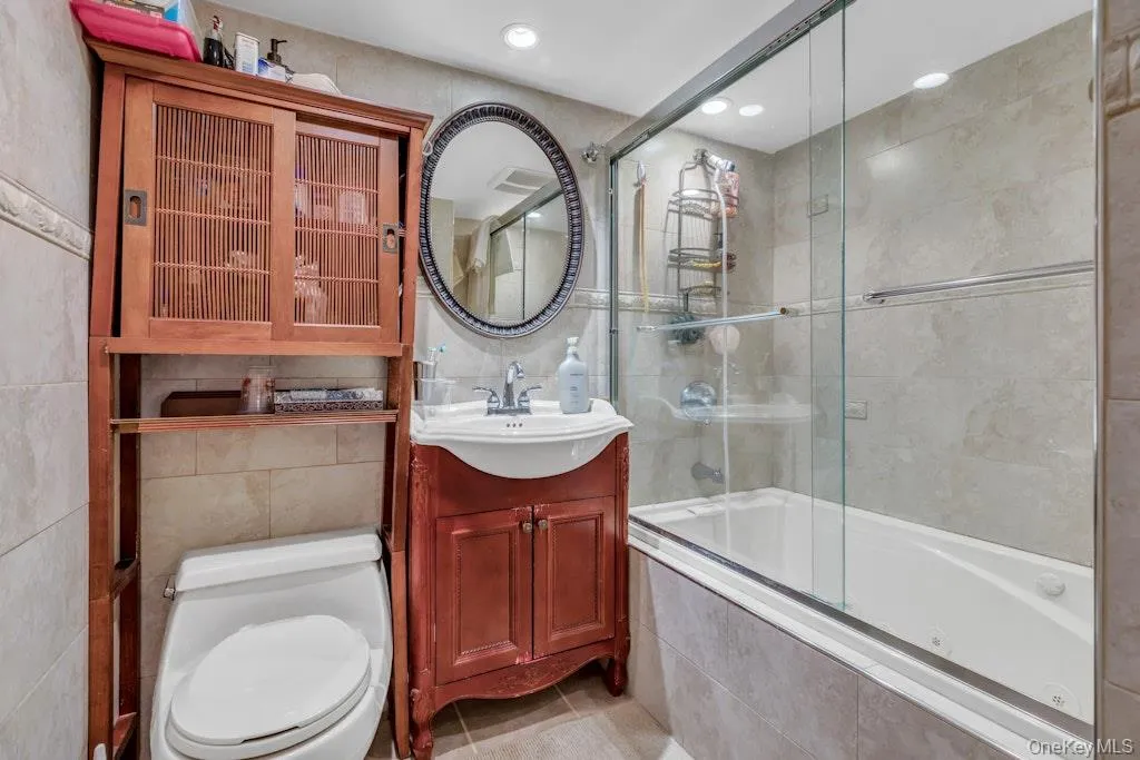 995 Red Fox Road, Southold, NY, 3 Bedrooms Bedrooms, 6 Rooms Rooms,2 BathroomsBathrooms,Residential,For Rent,Red Fox,0,992976 995 Red Fox Road, Southold, NY, 3 Bedrooms Bedrooms, 6 Rooms Rooms,2 BathroomsBathrooms,Residential,For Rent,Red Fox,0,992976
