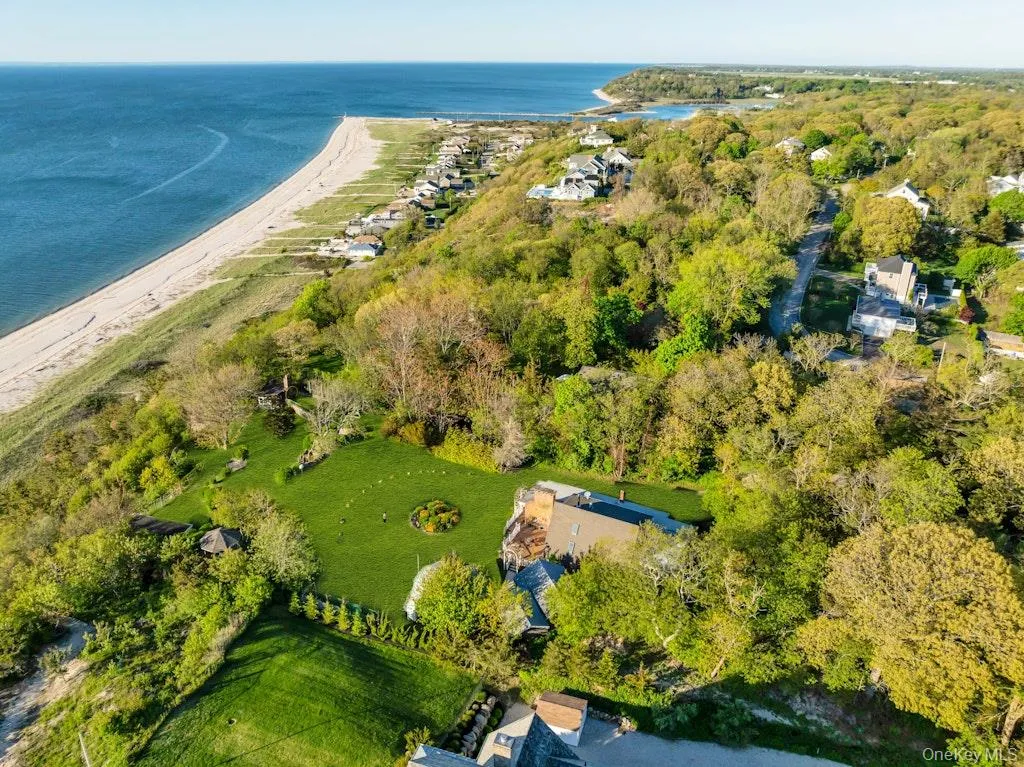 995 Red Fox Road, Southold, NY, 3 Bedrooms Bedrooms, 6 Rooms Rooms,2 BathroomsBathrooms,Residential,For Rent,Red Fox,0,992976 995 Red Fox Road, Southold, NY, 3 Bedrooms Bedrooms, 6 Rooms Rooms,2 BathroomsBathrooms,Residential,For Rent,Red Fox,0,992976