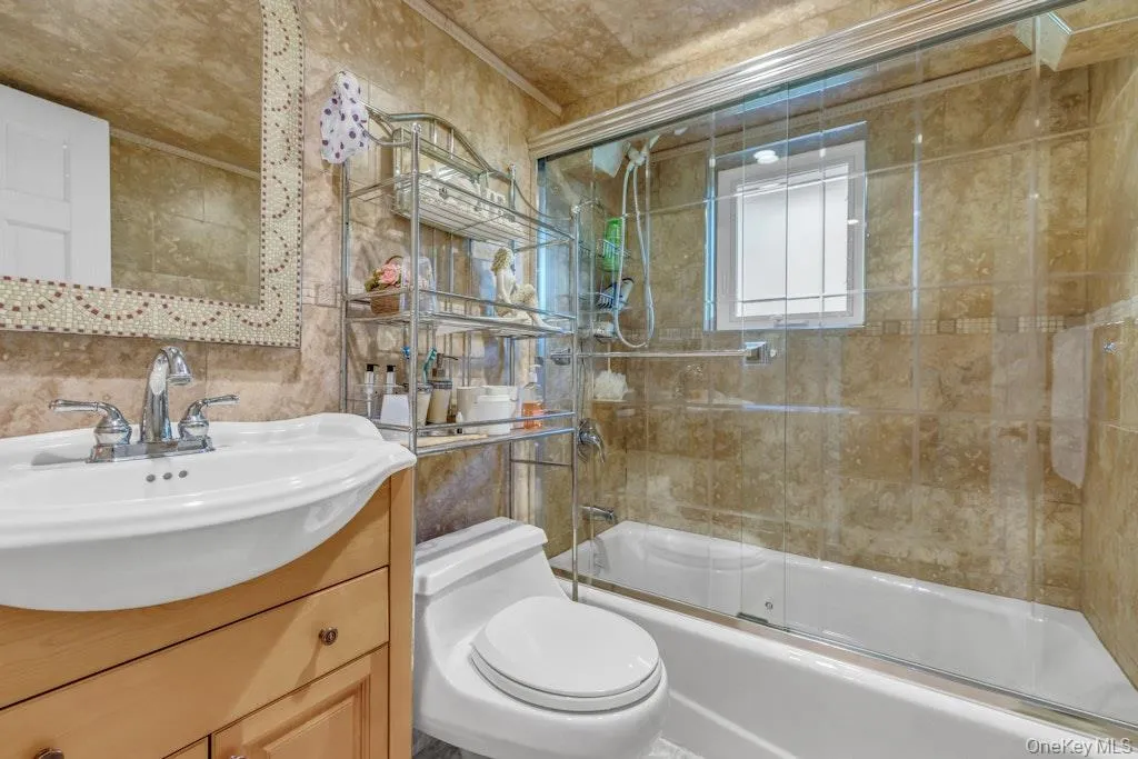 995 Red Fox Road, Southold, NY, 3 Bedrooms Bedrooms, 6 Rooms Rooms,2 BathroomsBathrooms,Residential,For Rent,Red Fox,0,992976 995 Red Fox Road, Southold, NY, 3 Bedrooms Bedrooms, 6 Rooms Rooms,2 BathroomsBathrooms,Residential,For Rent,Red Fox,0,992976
