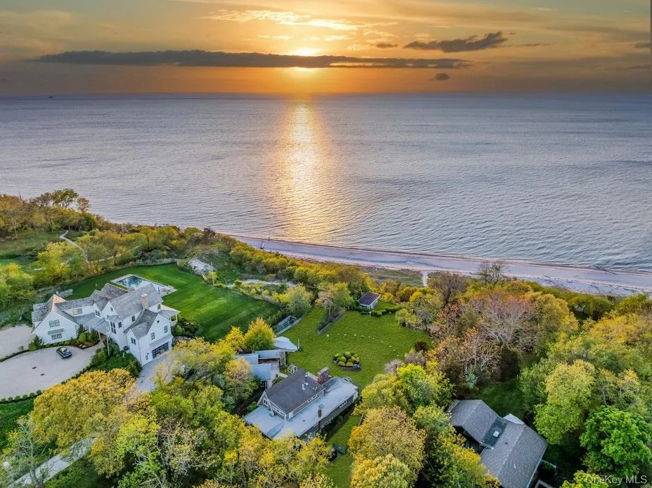 995 Red Fox Road, Southold, NY, 3 Bedrooms Bedrooms, 6 Rooms Rooms,2 BathroomsBathrooms,Residential Sale,For Rent,Red Fox,0,992976 995 Red Fox Road, Southold, NY, 3 Bedrooms Bedrooms, 6 Rooms Rooms,2 BathroomsBathrooms,Residential Sale,For Rent,Red Fox,0,992976