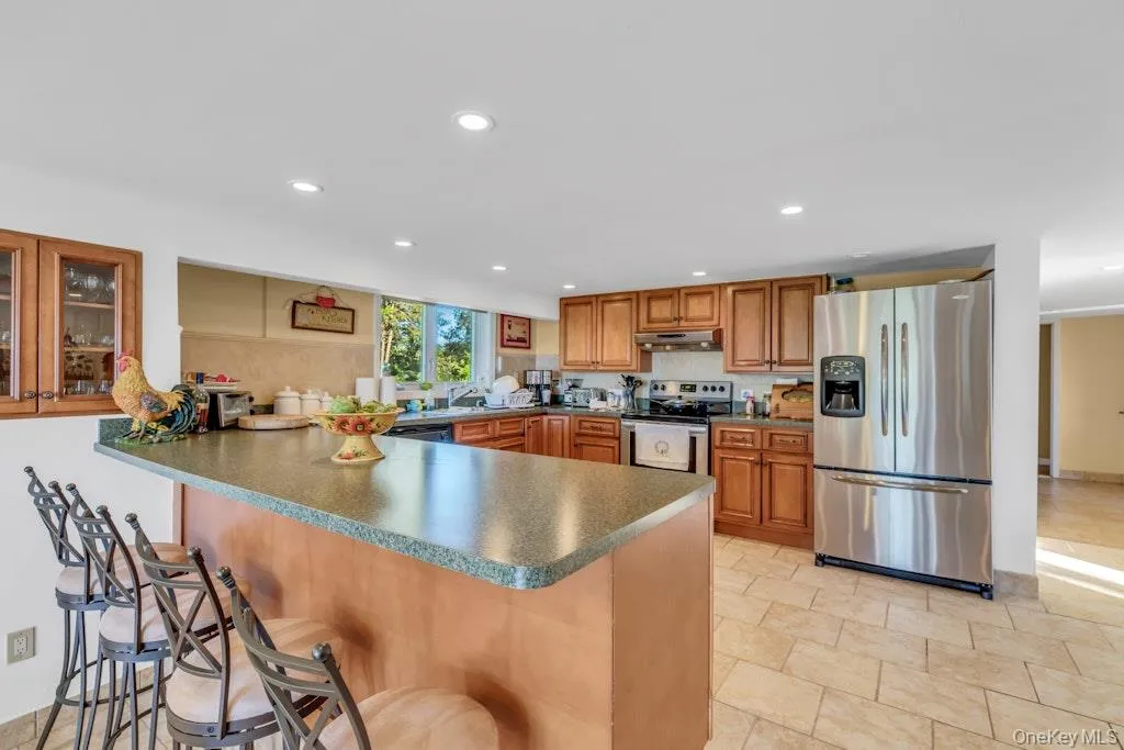 995 Red Fox Road, Southold, NY, 3 Bedrooms Bedrooms, 6 Rooms Rooms,2 BathroomsBathrooms,Residential,For Rent,Red Fox,0,992976 995 Red Fox Road, Southold, NY, 3 Bedrooms Bedrooms, 6 Rooms Rooms,2 BathroomsBathrooms,Residential,For Rent,Red Fox,0,992976