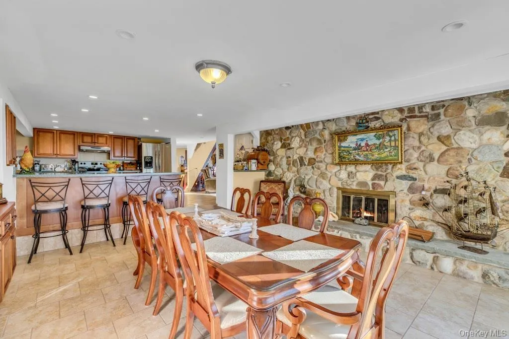 995 Red Fox Road, Southold, NY, 3 Bedrooms Bedrooms, 6 Rooms Rooms,2 BathroomsBathrooms,Residential,For Rent,Red Fox,0,992976 995 Red Fox Road, Southold, NY, 3 Bedrooms Bedrooms, 6 Rooms Rooms,2 BathroomsBathrooms,Residential,For Rent,Red Fox,0,992976