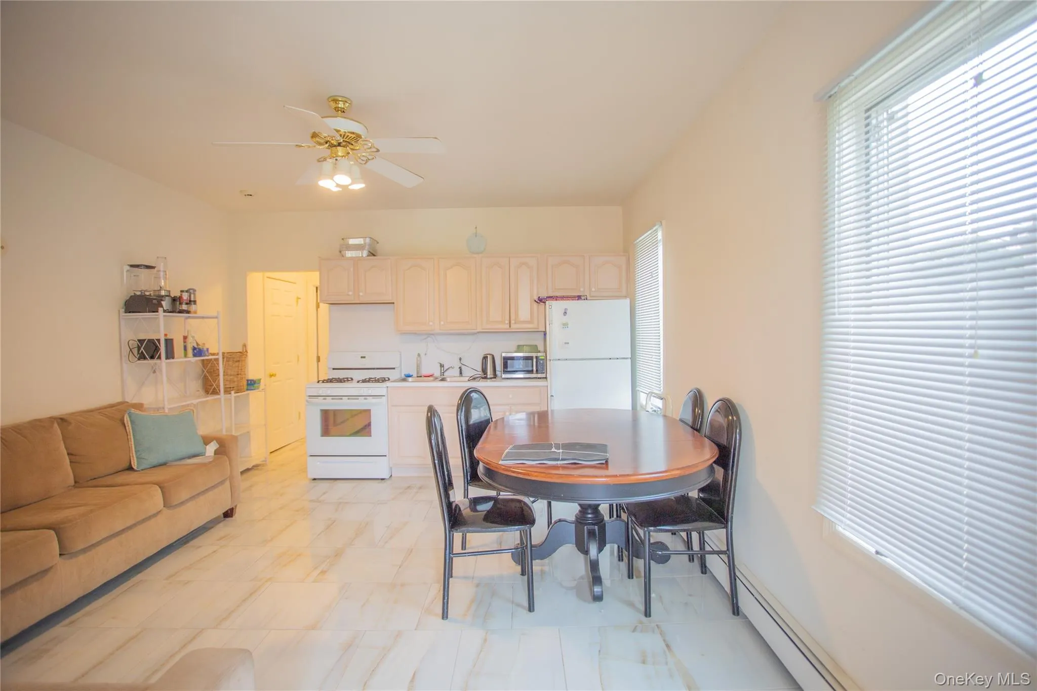 136 Olive Street, Long Beach, NY, 1 Bedroom Bedrooms, 4 Rooms Rooms,1 BathroomBathrooms,Residential Lease,For Rent,Olive,0,992980 136 Olive Street, Long Beach, NY, 1 Bedroom Bedrooms, 4 Rooms Rooms,1 BathroomBathrooms,Residential Lease,For Rent,Olive,0,992980