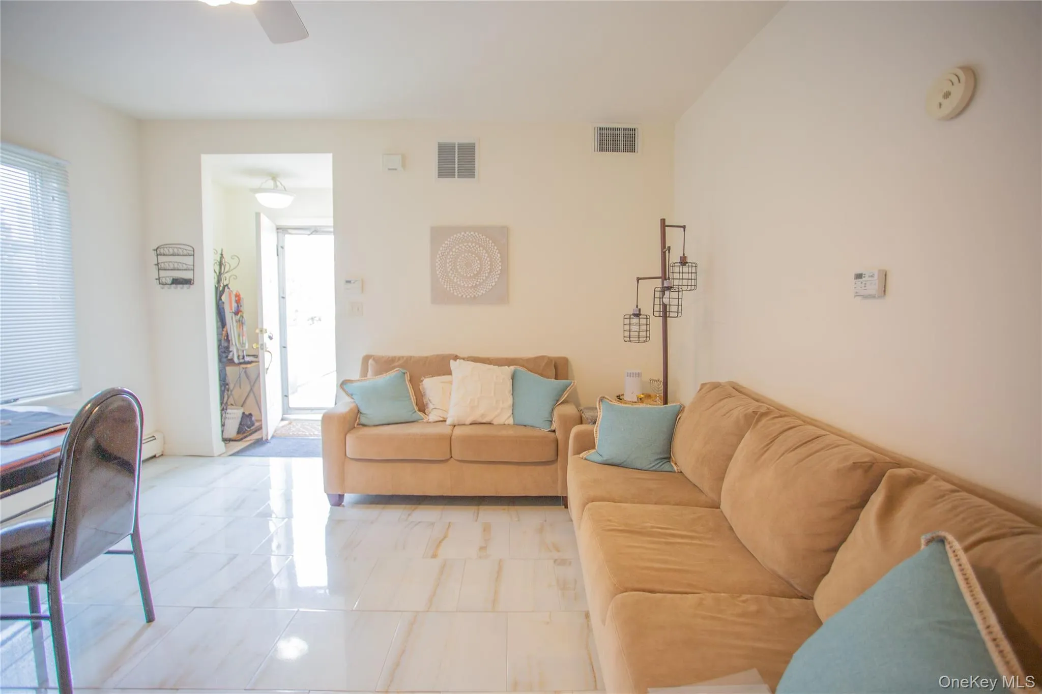 136 Olive Street, Long Beach, NY, 1 Bedroom Bedrooms, 4 Rooms Rooms,1 BathroomBathrooms,Residential Lease,For Rent,Olive,0,992980 136 Olive Street, Long Beach, NY, 1 Bedroom Bedrooms, 4 Rooms Rooms,1 BathroomBathrooms,Residential Lease,For Rent,Olive,0,992980