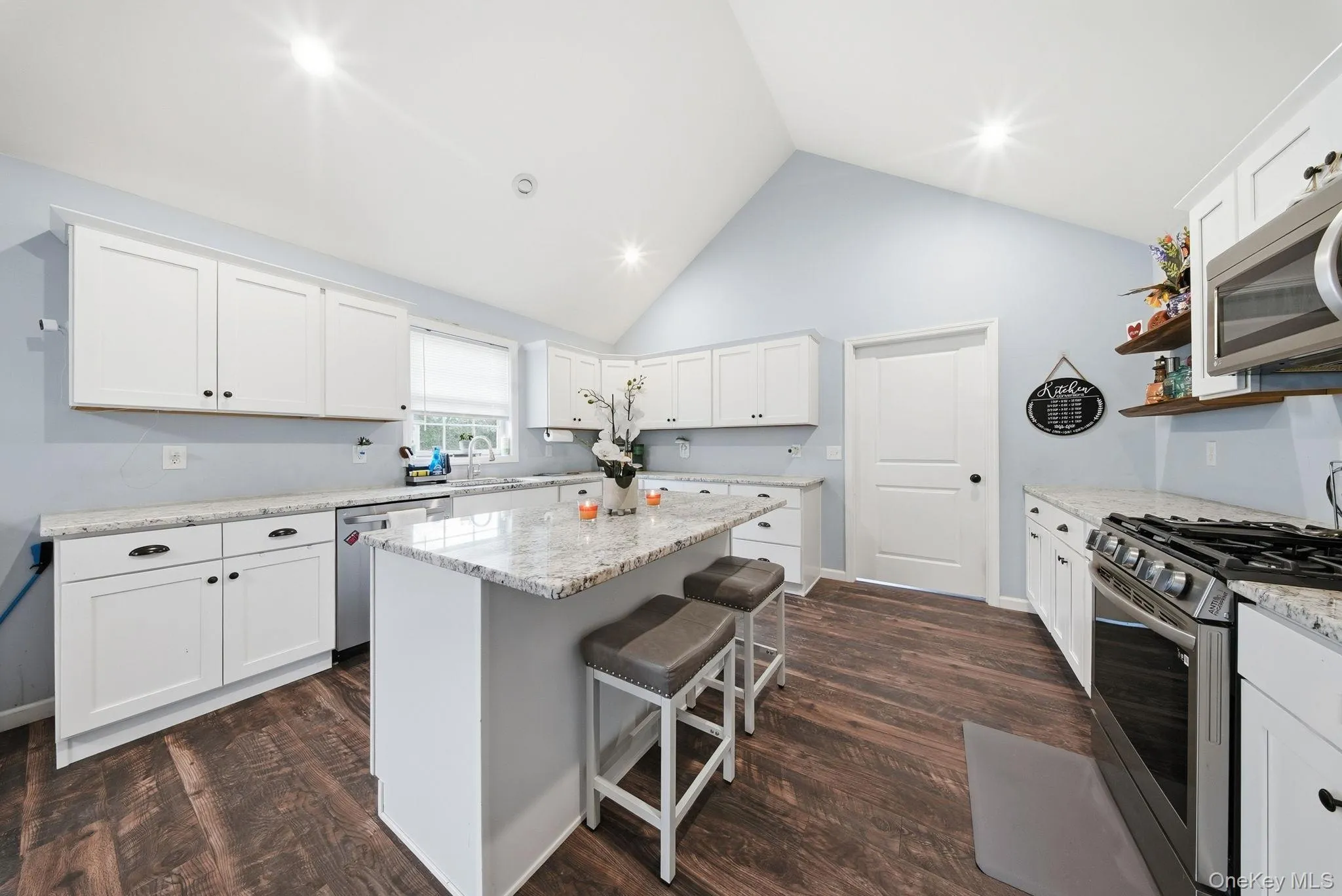 153 Ridgewood Avenue, Middletown, NY, 3 Bedrooms Bedrooms, 6 Rooms Rooms,2 BathroomsBathrooms,Residential Sale,For Rent,Ridgewood,0,992982 153 Ridgewood Avenue, Middletown, NY, 3 Bedrooms Bedrooms, 6 Rooms Rooms,2 BathroomsBathrooms,Residential Sale,For Rent,Ridgewood,0,992982