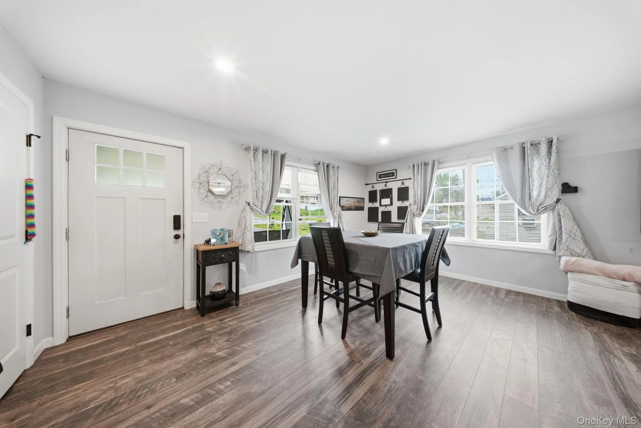 153 Ridgewood Avenue, Middletown, NY, 3 Bedrooms Bedrooms, 6 Rooms Rooms,2 BathroomsBathrooms,Residential Sale,For Rent,Ridgewood,0,992982 153 Ridgewood Avenue, Middletown, NY, 3 Bedrooms Bedrooms, 6 Rooms Rooms,2 BathroomsBathrooms,Residential Sale,For Rent,Ridgewood,0,992982
