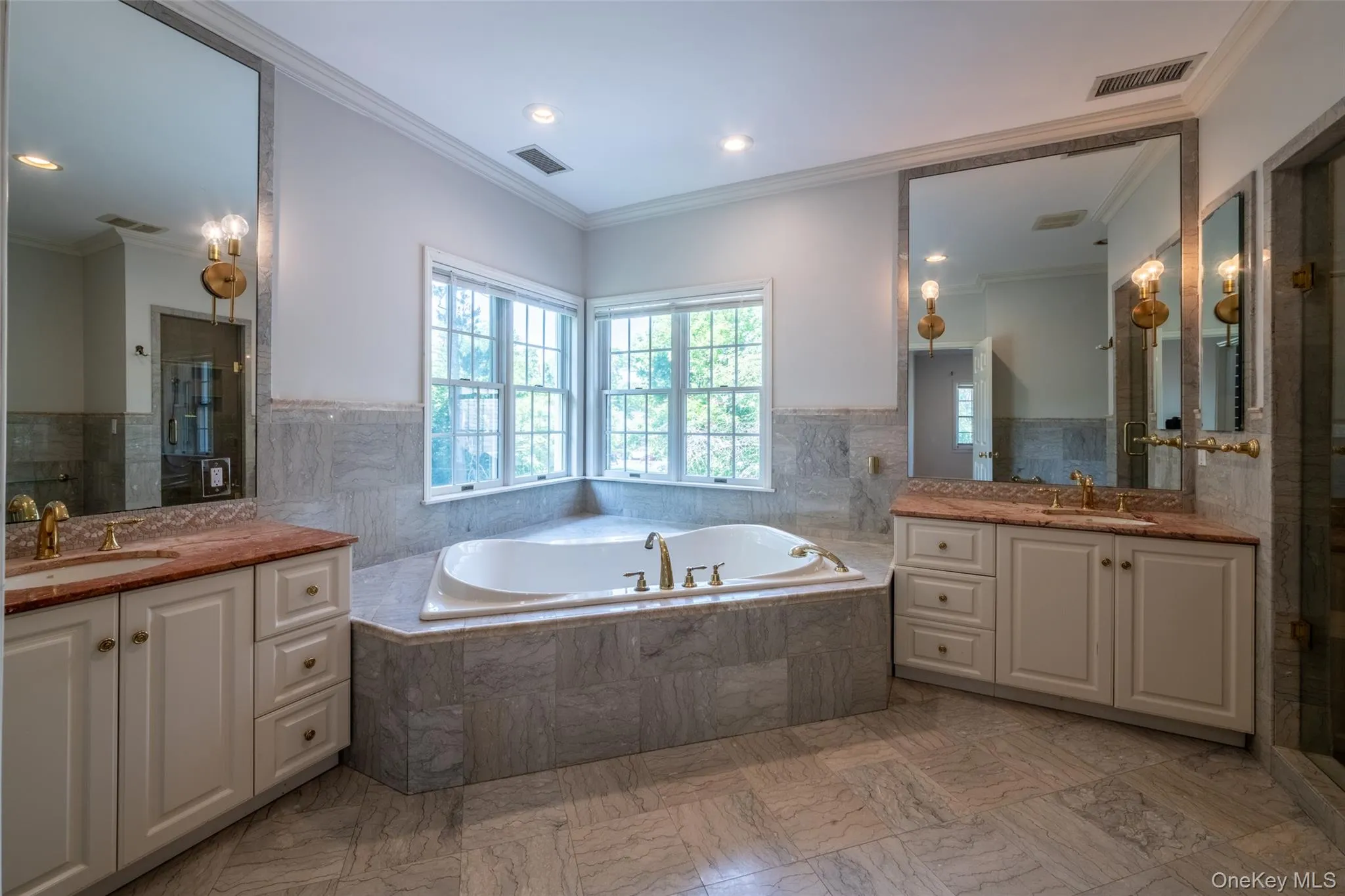 177 Puritan Drive, New Rochelle, NY, 5 Bedrooms Bedrooms, 11 Rooms Rooms,4 BathroomsBathrooms,Residential Lease,For Rent,Puritan,0,992983 177 Puritan Drive, New Rochelle, NY, 5 Bedrooms Bedrooms, 11 Rooms Rooms,4 BathroomsBathrooms,Residential Lease,For Rent,Puritan,0,992983