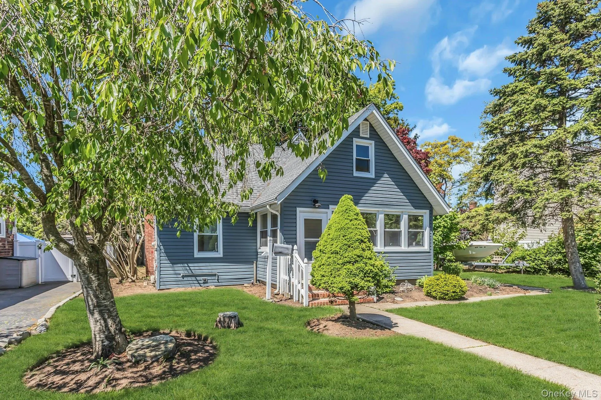 1380 Dartmouth Street, Hempstead, NY, 4 Bedrooms Bedrooms, 7 Rooms Rooms,1 BathroomBathrooms,Residential Sale,For Rent,Dartmouth,0,992989 1380 Dartmouth Street, Hempstead, NY, 4 Bedrooms Bedrooms, 7 Rooms Rooms,1 BathroomBathrooms,Residential Sale,For Rent,Dartmouth,0,992989