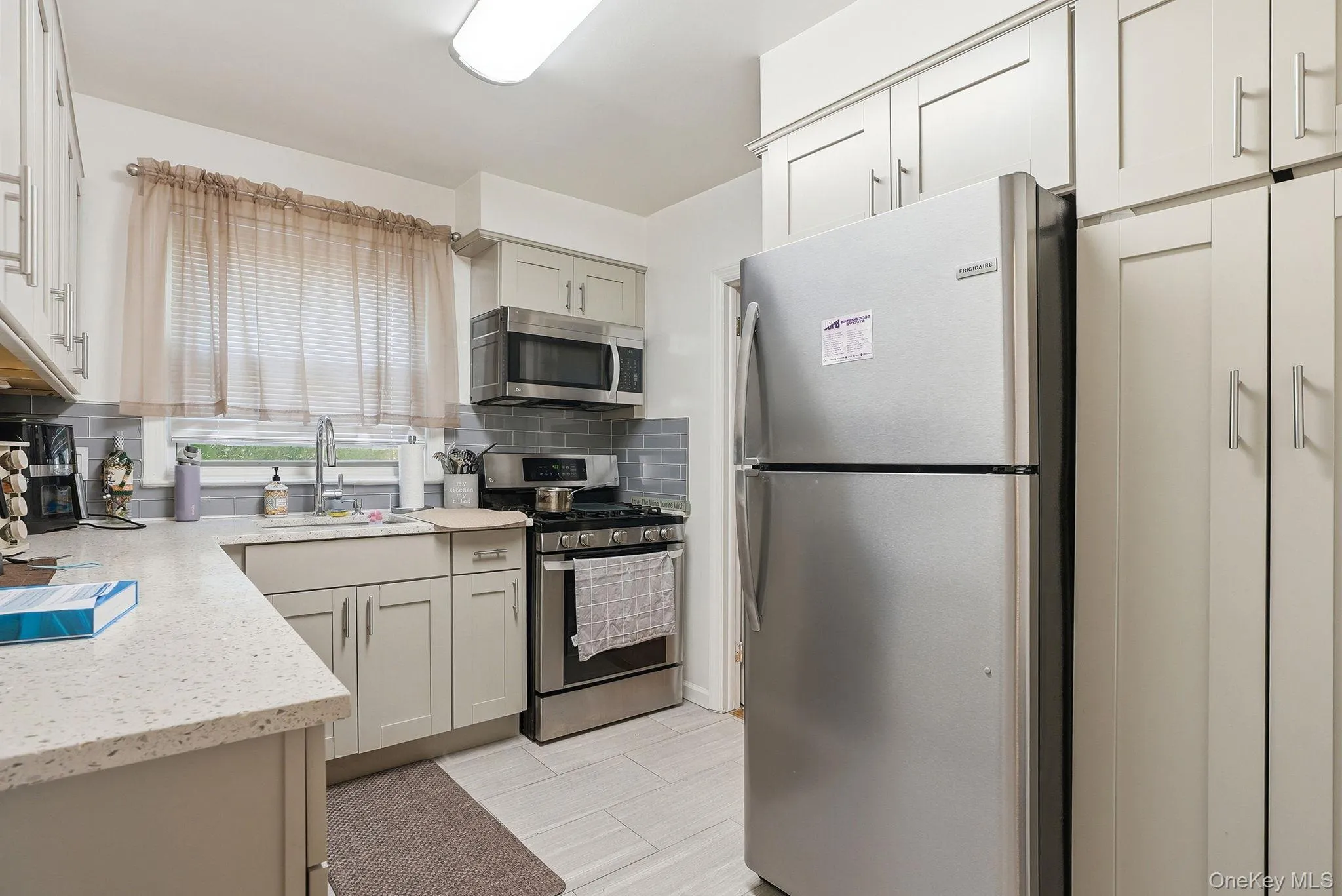 79 Broadway, White Plains, NY, 2 Bedrooms Bedrooms, 4 Rooms Rooms,1 BathroomBathrooms,Residential Lease,For Rent,Broadway,0,992994 79 Broadway, White Plains, NY, 2 Bedrooms Bedrooms, 4 Rooms Rooms,1 BathroomBathrooms,Residential Lease,For Rent,Broadway,0,992994