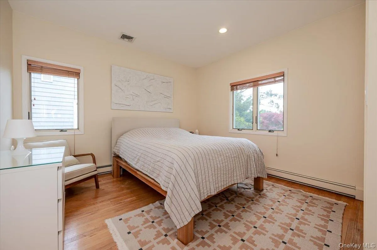 1701 Bay Boulevard, Hempstead, NY, 4 Bedrooms Bedrooms, 8 Rooms Rooms,3 BathroomsBathrooms,Residential Lease,For Rent,Bay,0,993004 1701 Bay Boulevard, Hempstead, NY, 4 Bedrooms Bedrooms, 8 Rooms Rooms,3 BathroomsBathrooms,Residential Lease,For Rent,Bay,0,993004
