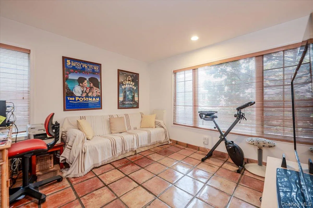 1701 Bay Boulevard, Hempstead, NY, 4 Bedrooms Bedrooms, 8 Rooms Rooms,3 BathroomsBathrooms,Residential Lease,For Rent,Bay,0,993004 1701 Bay Boulevard, Hempstead, NY, 4 Bedrooms Bedrooms, 8 Rooms Rooms,3 BathroomsBathrooms,Residential Lease,For Rent,Bay,0,993004