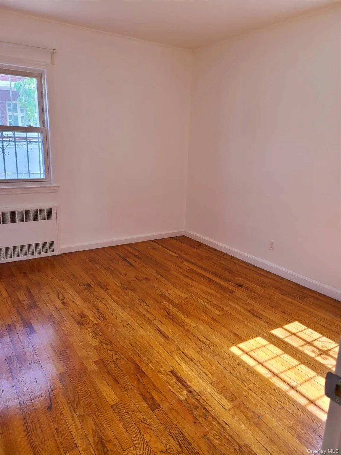 6473 Ellwell Crescent, New York, NY, 3 Bedrooms Bedrooms, 5 Rooms Rooms,2 BathroomsBathrooms,Residential Lease,For Rent,Ellwell,0,993016 6473 Ellwell Crescent, New York, NY, 3 Bedrooms Bedrooms, 5 Rooms Rooms,2 BathroomsBathrooms,Residential Lease,For Rent,Ellwell,0,993016