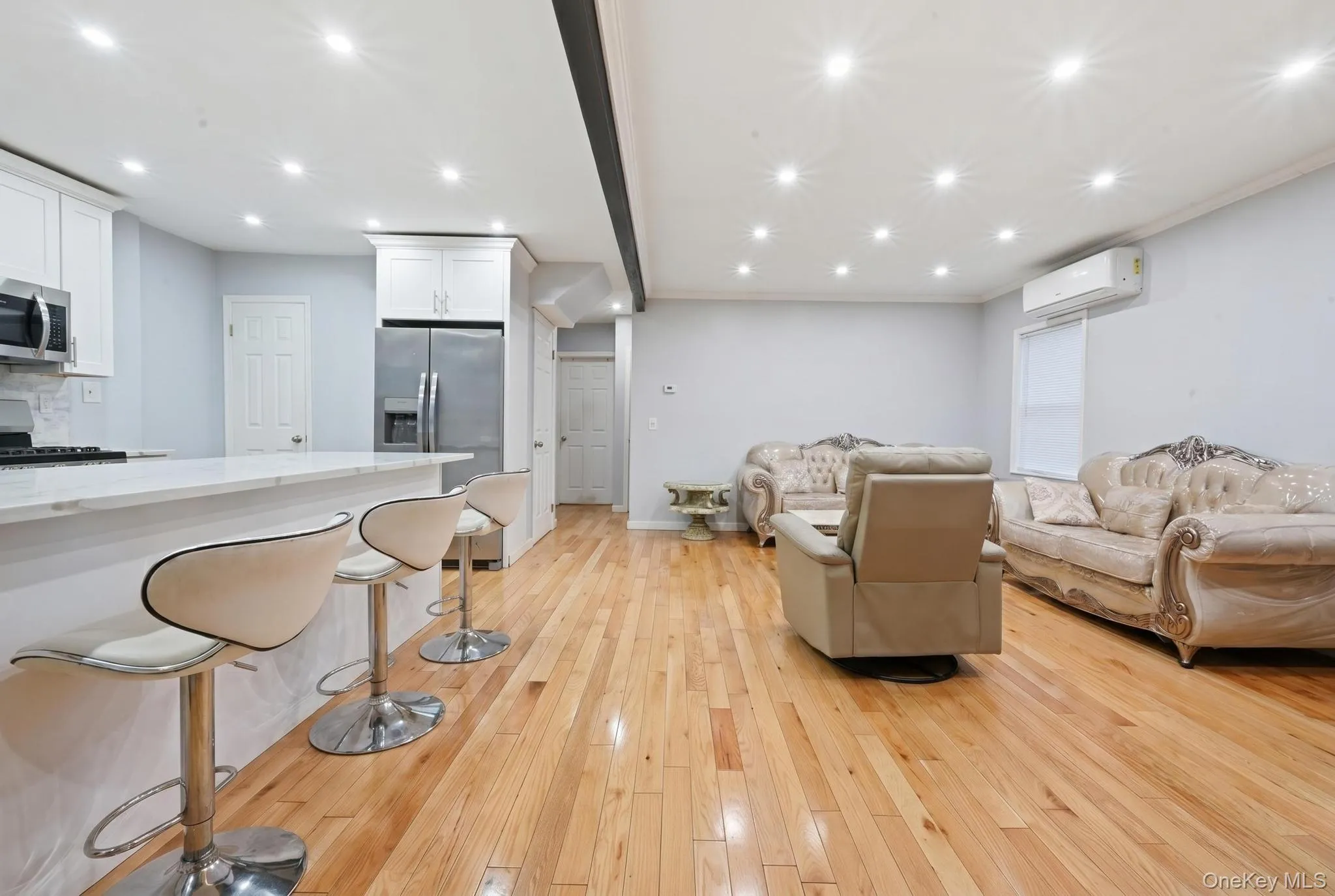 22754 113th Drive, New York, NY, 5 Bedrooms Bedrooms, 8 Rooms Rooms,3 BathroomsBathrooms,Residential Sale,For Rent,113th,0,993019 22754 113th Drive, New York, NY, 5 Bedrooms Bedrooms, 8 Rooms Rooms,3 BathroomsBathrooms,Residential Sale,For Rent,113th,0,993019