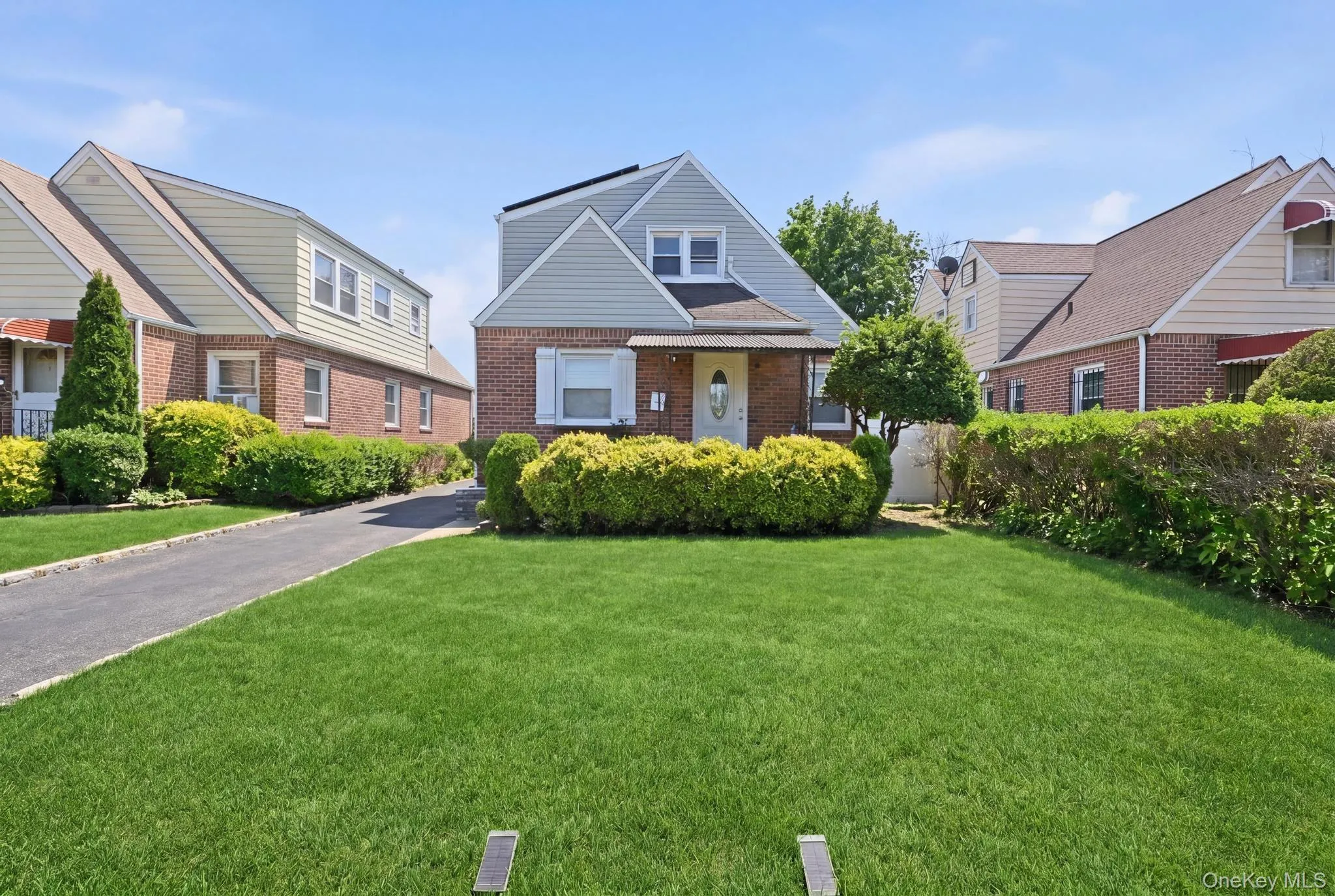 22754 113th Drive, New York, NY, 5 Bedrooms Bedrooms, 8 Rooms Rooms,3 BathroomsBathrooms,Residential Sale,For Rent,113th,0,993019 22754 113th Drive, New York, NY, 5 Bedrooms Bedrooms, 8 Rooms Rooms,3 BathroomsBathrooms,Residential Sale,For Rent,113th,0,993019