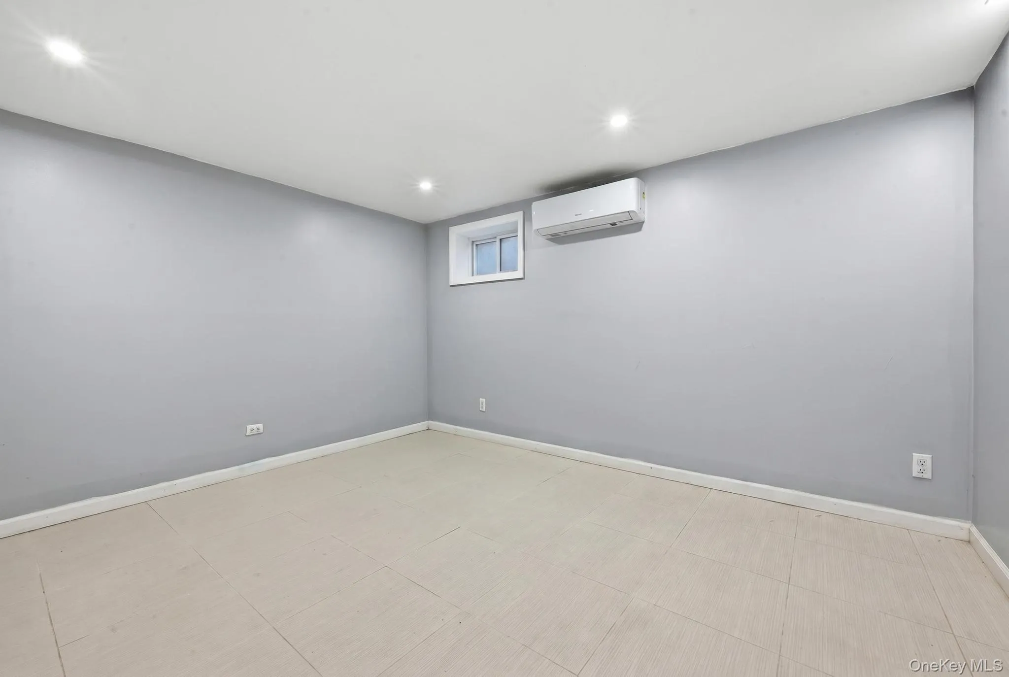 22754 113th Drive, New York, NY, 5 Bedrooms Bedrooms, 8 Rooms Rooms,3 BathroomsBathrooms,Residential Sale,For Rent,113th,0,993019 22754 113th Drive, New York, NY, 5 Bedrooms Bedrooms, 8 Rooms Rooms,3 BathroomsBathrooms,Residential Sale,For Rent,113th,0,993019