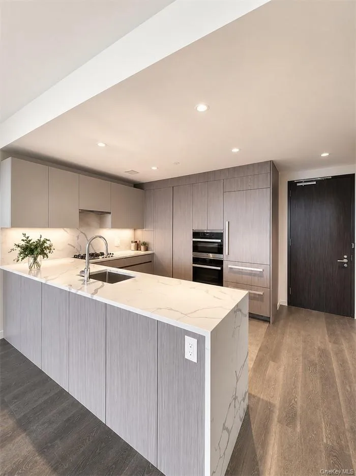 13336 37th Avenue, New York, NY, 1 Bedroom Bedrooms, 4 Rooms Rooms,1 BathroomBathrooms,Residential Lease,For Rent,37th,0,993022 13336 37th Avenue, New York, NY, 1 Bedroom Bedrooms, 4 Rooms Rooms,1 BathroomBathrooms,Residential Lease,For Rent,37th,0,993022