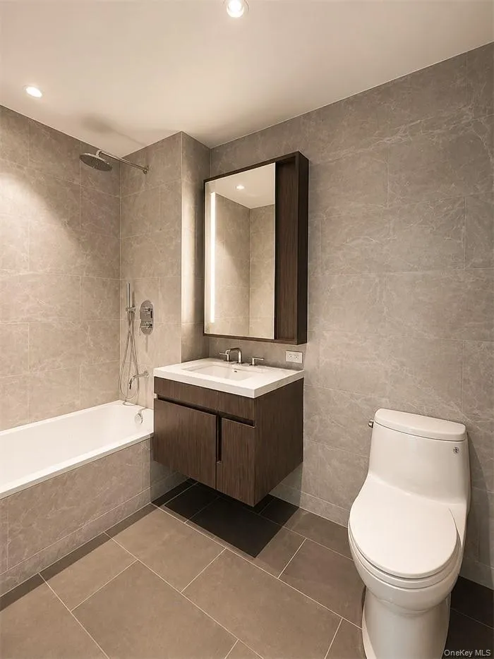 13336 37th Avenue, New York, NY, 1 Bedroom Bedrooms, 4 Rooms Rooms,1 BathroomBathrooms,Residential Lease,For Rent,37th,0,993022 13336 37th Avenue, New York, NY, 1 Bedroom Bedrooms, 4 Rooms Rooms,1 BathroomBathrooms,Residential Lease,For Rent,37th,0,993022