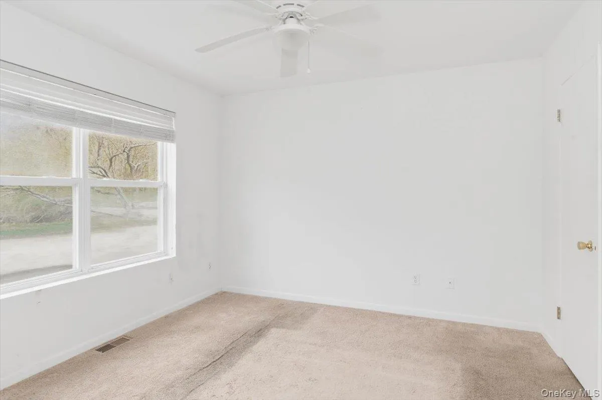 22 Spinnaker Lane, Brookhaven, NY, 4 Bedrooms Bedrooms, 8 Rooms Rooms,3 BathroomsBathrooms,Residential Sale,For Rent,Spinnaker,0,993031 22 Spinnaker Lane, Brookhaven, NY, 4 Bedrooms Bedrooms, 8 Rooms Rooms,3 BathroomsBathrooms,Residential Sale,For Rent,Spinnaker,0,993031