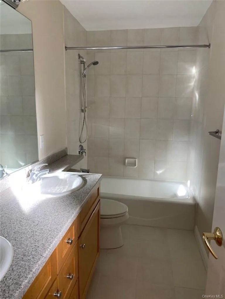 51 Winding Ridge Road, Greenburgh, NY, 4 Bedrooms Bedrooms, 9 Rooms Rooms,3 BathroomsBathrooms,Residential Lease,For Rent,Winding Ridge,0,993056 51 Winding Ridge Road, Greenburgh, NY, 4 Bedrooms Bedrooms, 9 Rooms Rooms,3 BathroomsBathrooms,Residential Lease,For Rent,Winding Ridge,0,993056