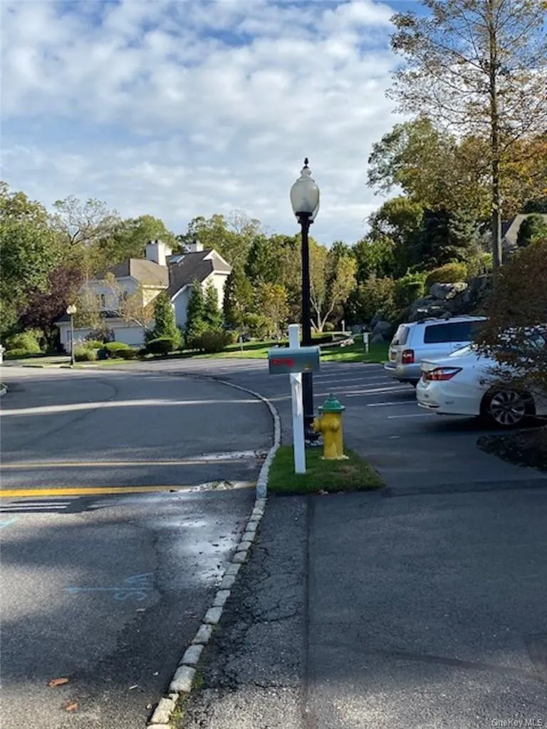 51 Winding Ridge Road, Greenburgh, NY, 4 Bedrooms Bedrooms, 9 Rooms Rooms,3 BathroomsBathrooms,Residential Lease,For Rent,Winding Ridge,0,993056 51 Winding Ridge Road, Greenburgh, NY, 4 Bedrooms Bedrooms, 9 Rooms Rooms,3 BathroomsBathrooms,Residential Lease,For Rent,Winding Ridge,0,993056