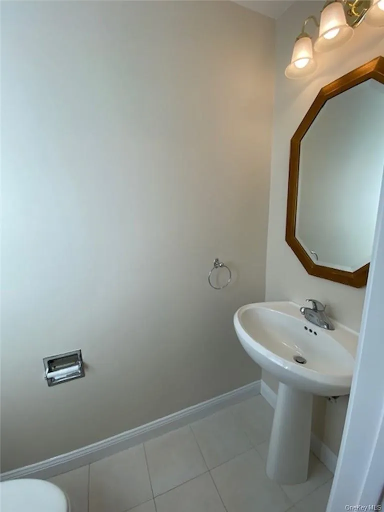 51 Winding Ridge Road, Greenburgh, NY, 4 Bedrooms Bedrooms, 9 Rooms Rooms,3 BathroomsBathrooms,Residential Lease,For Rent,Winding Ridge,0,993056 51 Winding Ridge Road, Greenburgh, NY, 4 Bedrooms Bedrooms, 9 Rooms Rooms,3 BathroomsBathrooms,Residential Lease,For Rent,Winding Ridge,0,993056