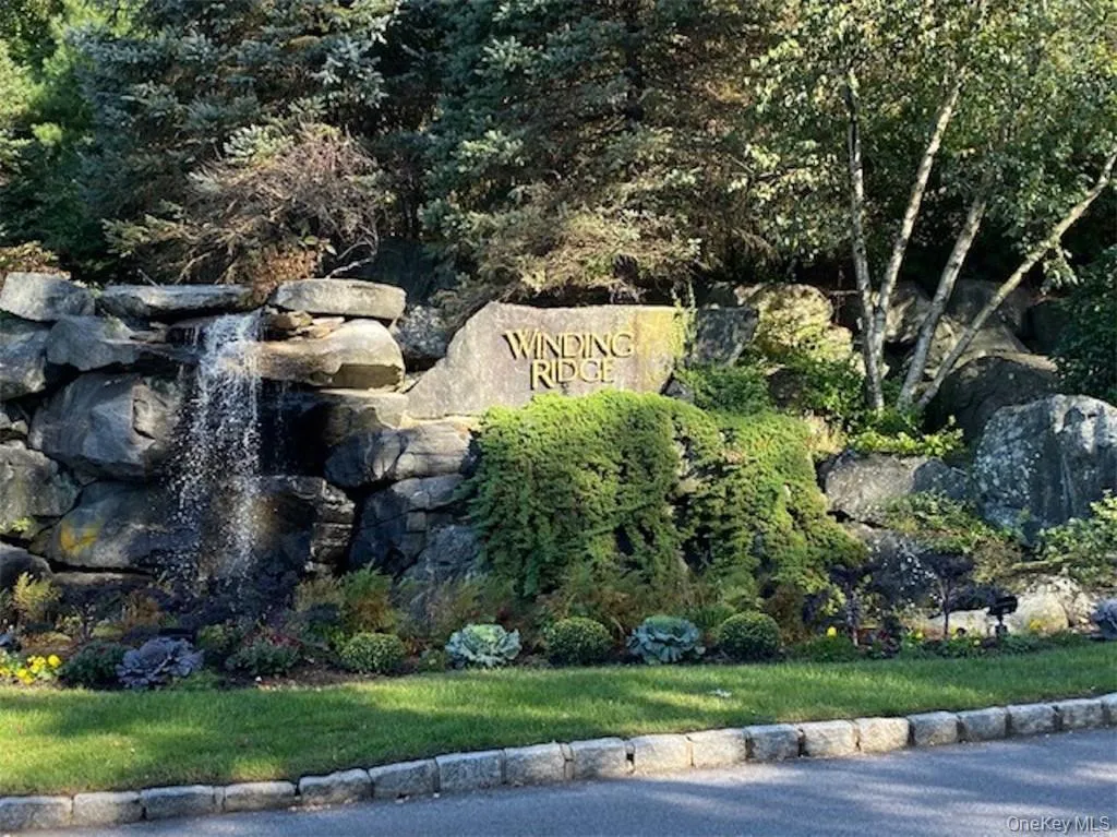 51 Winding Ridge Road, Greenburgh, NY, 4 Bedrooms Bedrooms, 9 Rooms Rooms,3 BathroomsBathrooms,Residential Lease,For Rent,Winding Ridge,0,993056 51 Winding Ridge Road, Greenburgh, NY, 4 Bedrooms Bedrooms, 9 Rooms Rooms,3 BathroomsBathrooms,Residential Lease,For Rent,Winding Ridge,0,993056