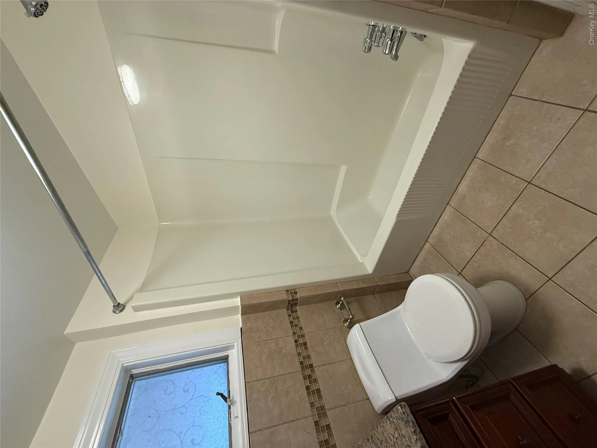 26 Florence Avenue, Greenburgh, NY, 3 Bedrooms Bedrooms, 5 Rooms Rooms,3 BathroomsBathrooms,Residential Lease,For Rent,Florence,0,993063 26 Florence Avenue, Greenburgh, NY, 3 Bedrooms Bedrooms, 5 Rooms Rooms,3 BathroomsBathrooms,Residential Lease,For Rent,Florence,0,993063