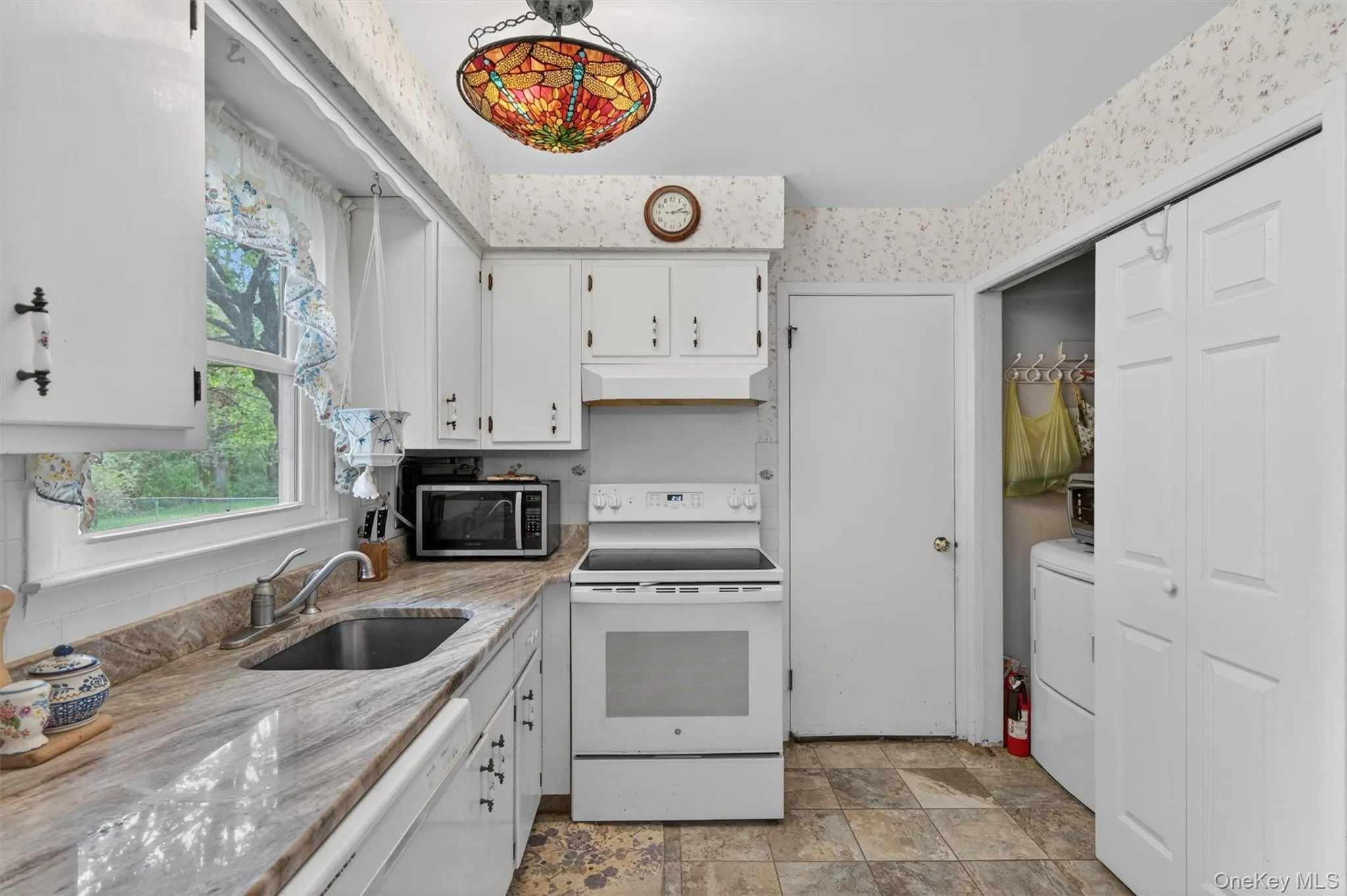 20 Oneil Circle, Monroe, NY, 5 Bedrooms Bedrooms, 11 Rooms Rooms,2 BathroomsBathrooms,Residential,For Rent,Oneil,0,993064 20 Oneil Circle, Monroe, NY, 5 Bedrooms Bedrooms, 11 Rooms Rooms,2 BathroomsBathrooms,Residential,For Rent,Oneil,0,993064