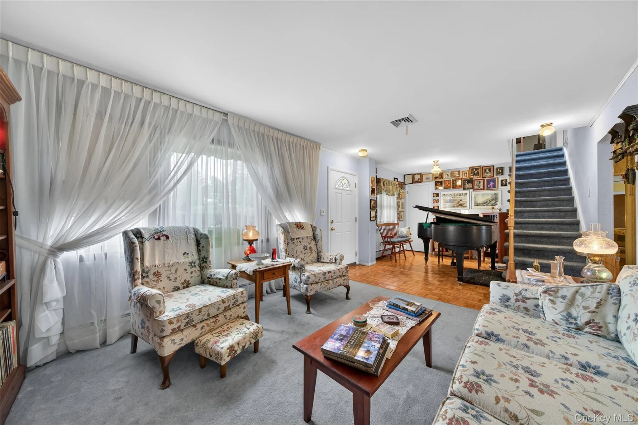 20 Oneil Circle, Monroe, NY, 5 Bedrooms Bedrooms, 11 Rooms Rooms,2 BathroomsBathrooms,Residential,For Rent,Oneil,0,993064 20 Oneil Circle, Monroe, NY, 5 Bedrooms Bedrooms, 11 Rooms Rooms,2 BathroomsBathrooms,Residential,For Rent,Oneil,0,993064