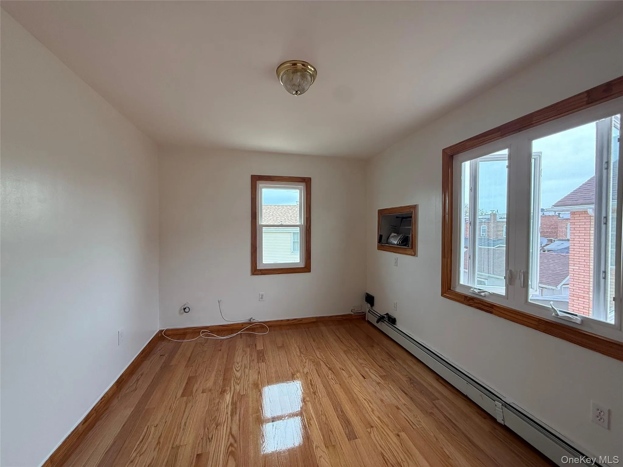 12603 115th Avenue, New York, NY, 3 Bedrooms Bedrooms, 6 Rooms Rooms,1 BathroomBathrooms,Residential Lease,For Rent,115th,0,993079 12603 115th Avenue, New York, NY, 3 Bedrooms Bedrooms, 6 Rooms Rooms,1 BathroomBathrooms,Residential Lease,For Rent,115th,0,993079
