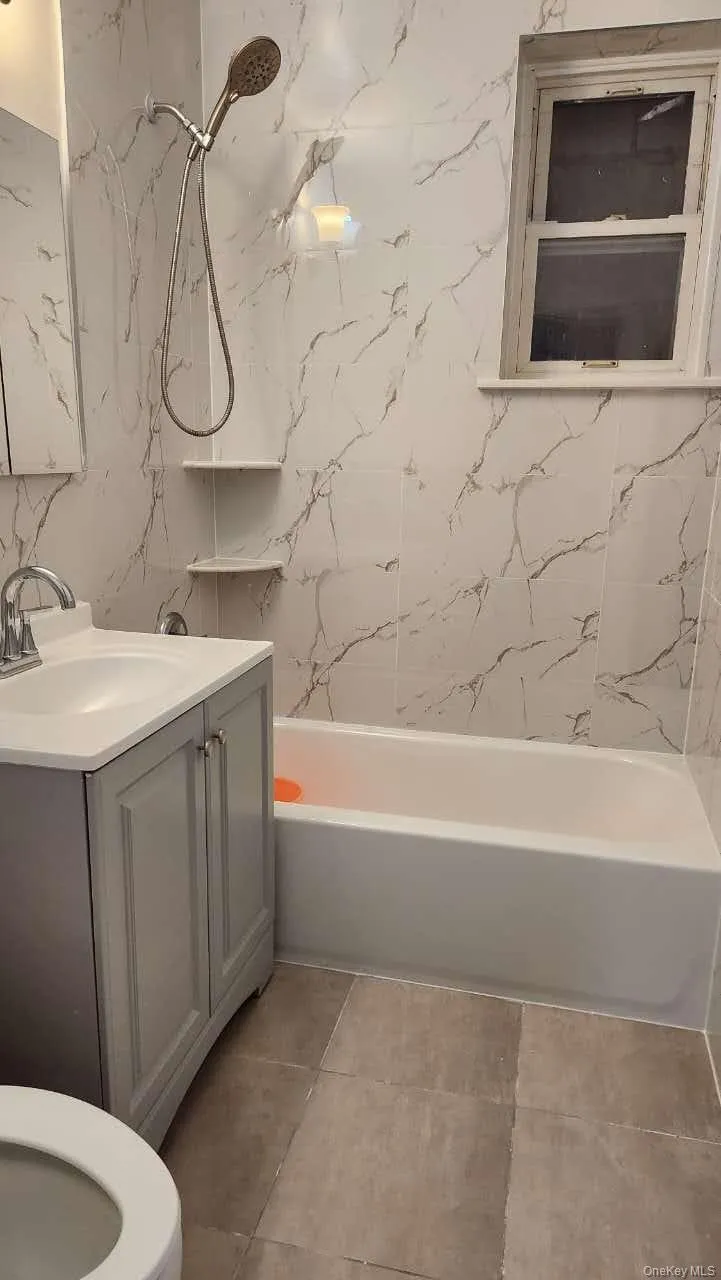 37th Ave 144-24, New York, NY, 2 Bedrooms Bedrooms, 4 Rooms Rooms,1 BathroomBathrooms,Residential Lease,For Rent,144-24,0,993081 37th Ave 144-24, New York, NY, 2 Bedrooms Bedrooms, 4 Rooms Rooms,1 BathroomBathrooms,Residential Lease,For Rent,144-24,0,993081