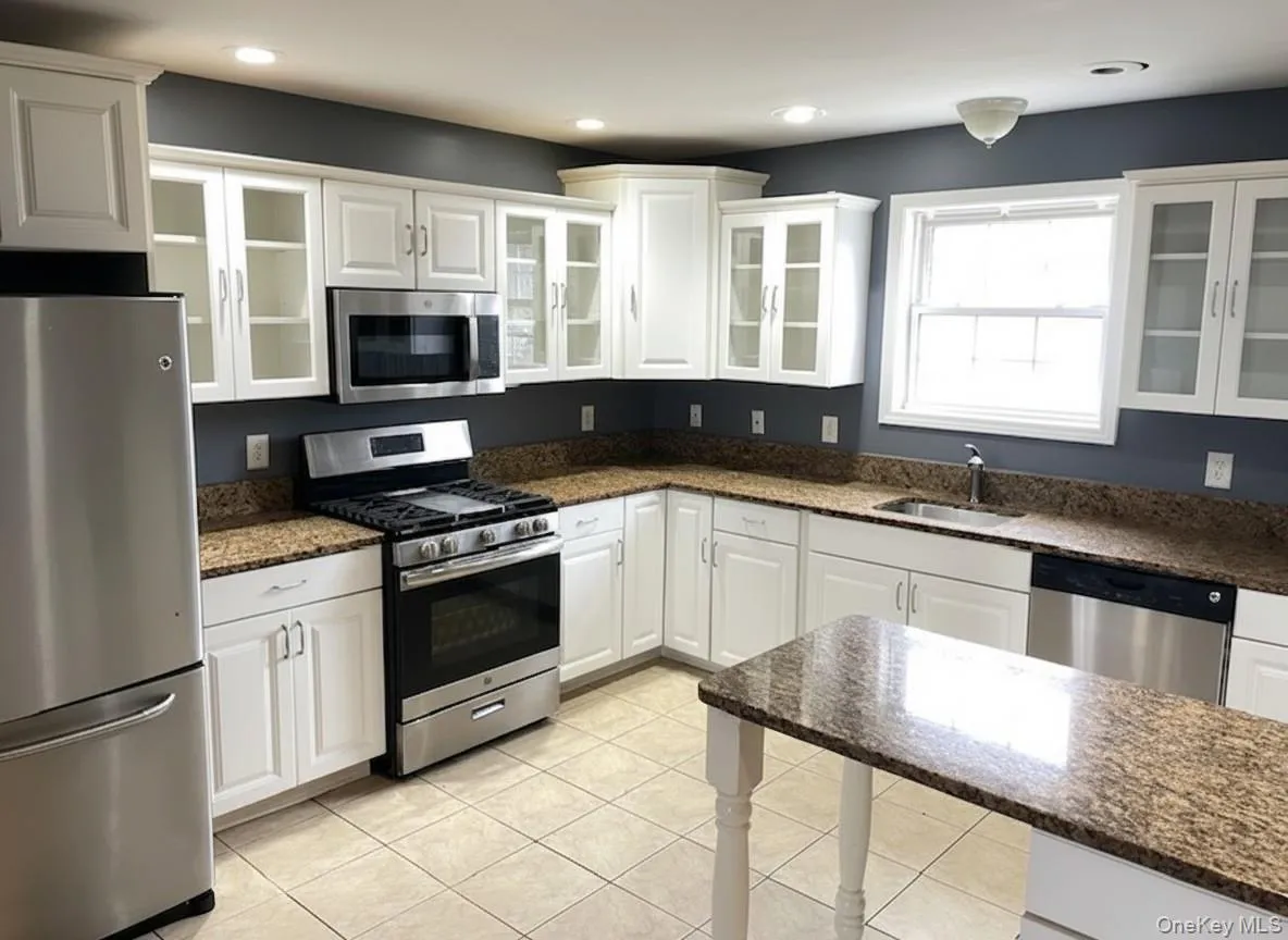 10 State Street, Poughkeepsie, NY, 3 Bedrooms Bedrooms, 8 Rooms Rooms,1 BathroomBathrooms,Residential Lease,For Rent,State,0,993084 10 State Street, Poughkeepsie, NY, 3 Bedrooms Bedrooms, 8 Rooms Rooms,1 BathroomBathrooms,Residential Lease,For Rent,State,0,993084