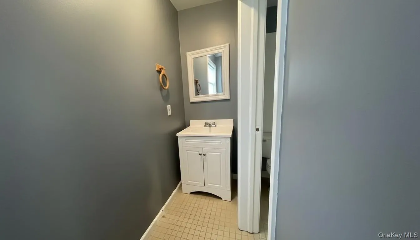 Half bathroom Half bathroom