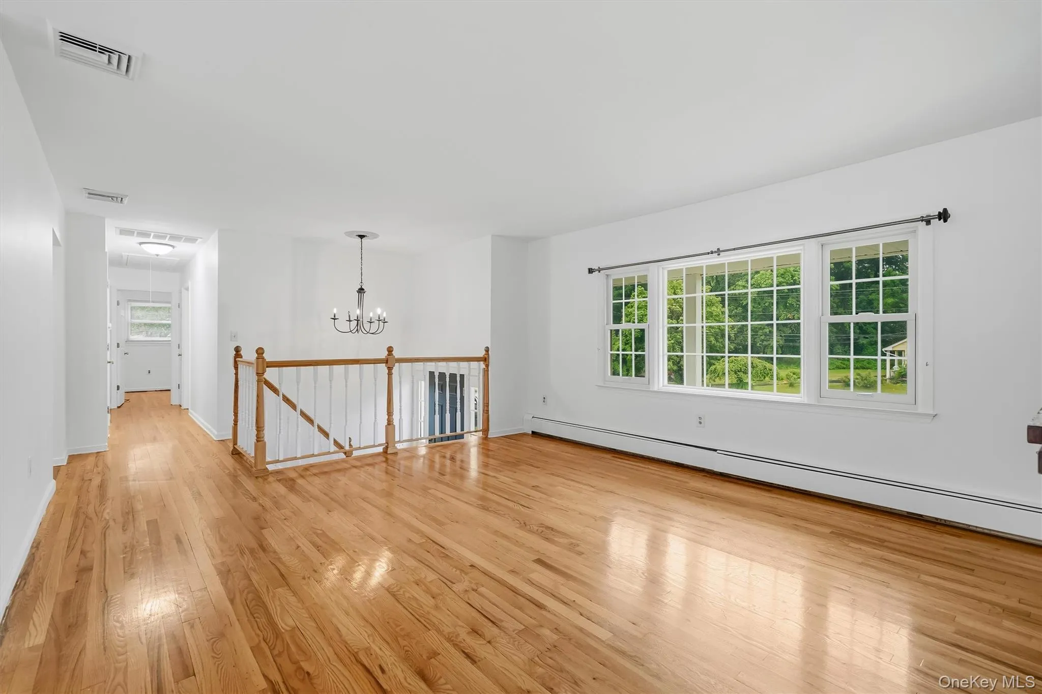 32 Clintonwood Drive, New Windsor, NY, 3 Bedrooms Bedrooms, 8 Rooms Rooms,2 BathroomsBathrooms,Residential,For Rent,Clintonwood,0,993089 32 Clintonwood Drive, New Windsor, NY, 3 Bedrooms Bedrooms, 8 Rooms Rooms,2 BathroomsBathrooms,Residential,For Rent,Clintonwood,0,993089