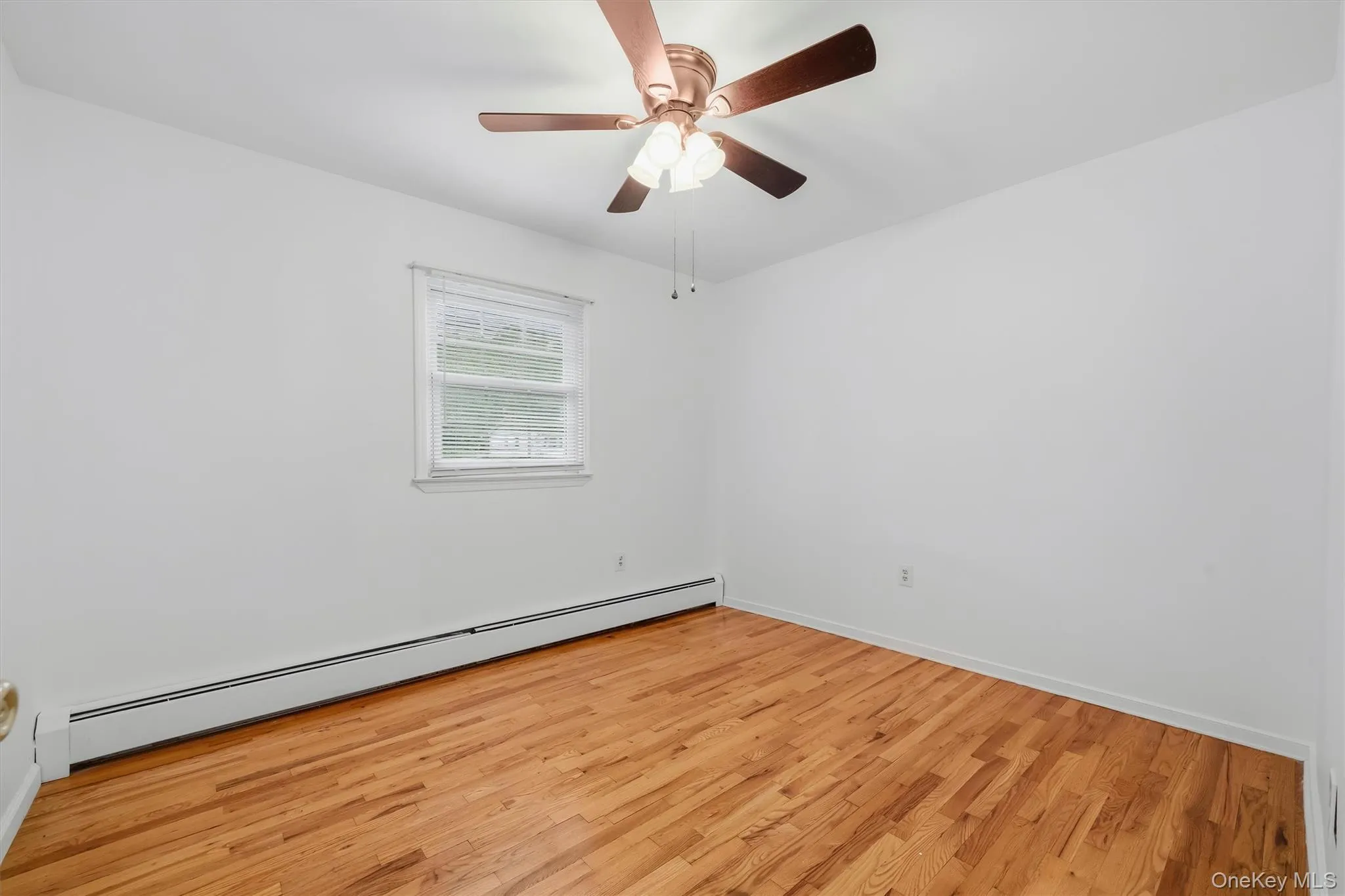 32 Clintonwood Drive, New Windsor, NY, 3 Bedrooms Bedrooms, 8 Rooms Rooms,2 BathroomsBathrooms,Residential,For Rent,Clintonwood,0,993089 32 Clintonwood Drive, New Windsor, NY, 3 Bedrooms Bedrooms, 8 Rooms Rooms,2 BathroomsBathrooms,Residential,For Rent,Clintonwood,0,993089