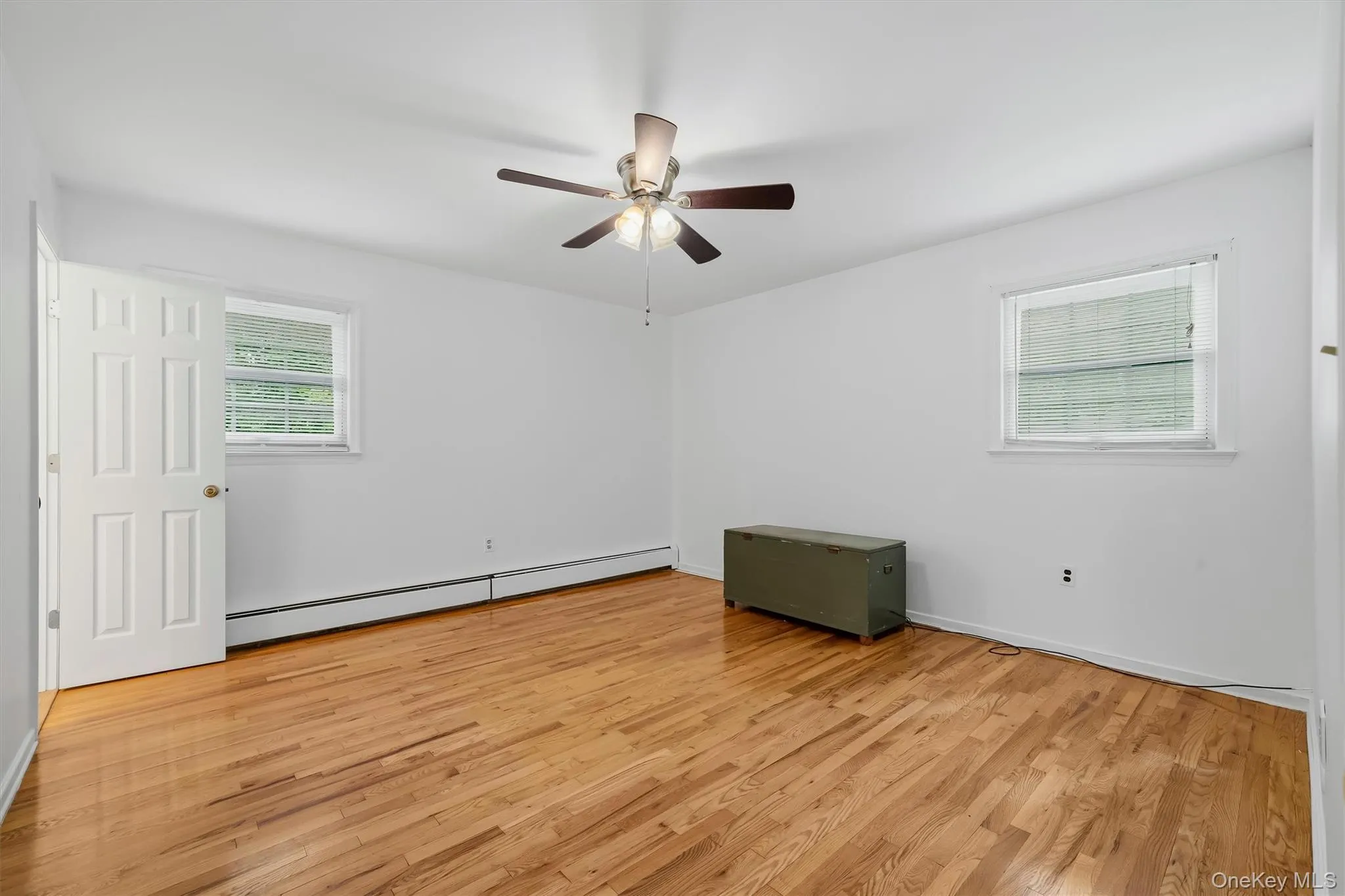 32 Clintonwood Drive, New Windsor, NY, 3 Bedrooms Bedrooms, 8 Rooms Rooms,2 BathroomsBathrooms,Residential,For Rent,Clintonwood,0,993089 32 Clintonwood Drive, New Windsor, NY, 3 Bedrooms Bedrooms, 8 Rooms Rooms,2 BathroomsBathrooms,Residential,For Rent,Clintonwood,0,993089