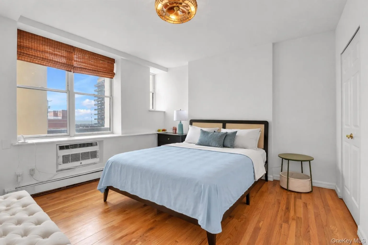 25 Broadway, Long Beach, NY, 2 Bedrooms Bedrooms, 4 Rooms Rooms,2 BathroomsBathrooms,Residential Lease,For Rent,Broadway,0,993110 25 Broadway, Long Beach, NY, 2 Bedrooms Bedrooms, 4 Rooms Rooms,2 BathroomsBathrooms,Residential Lease,For Rent,Broadway,0,993110