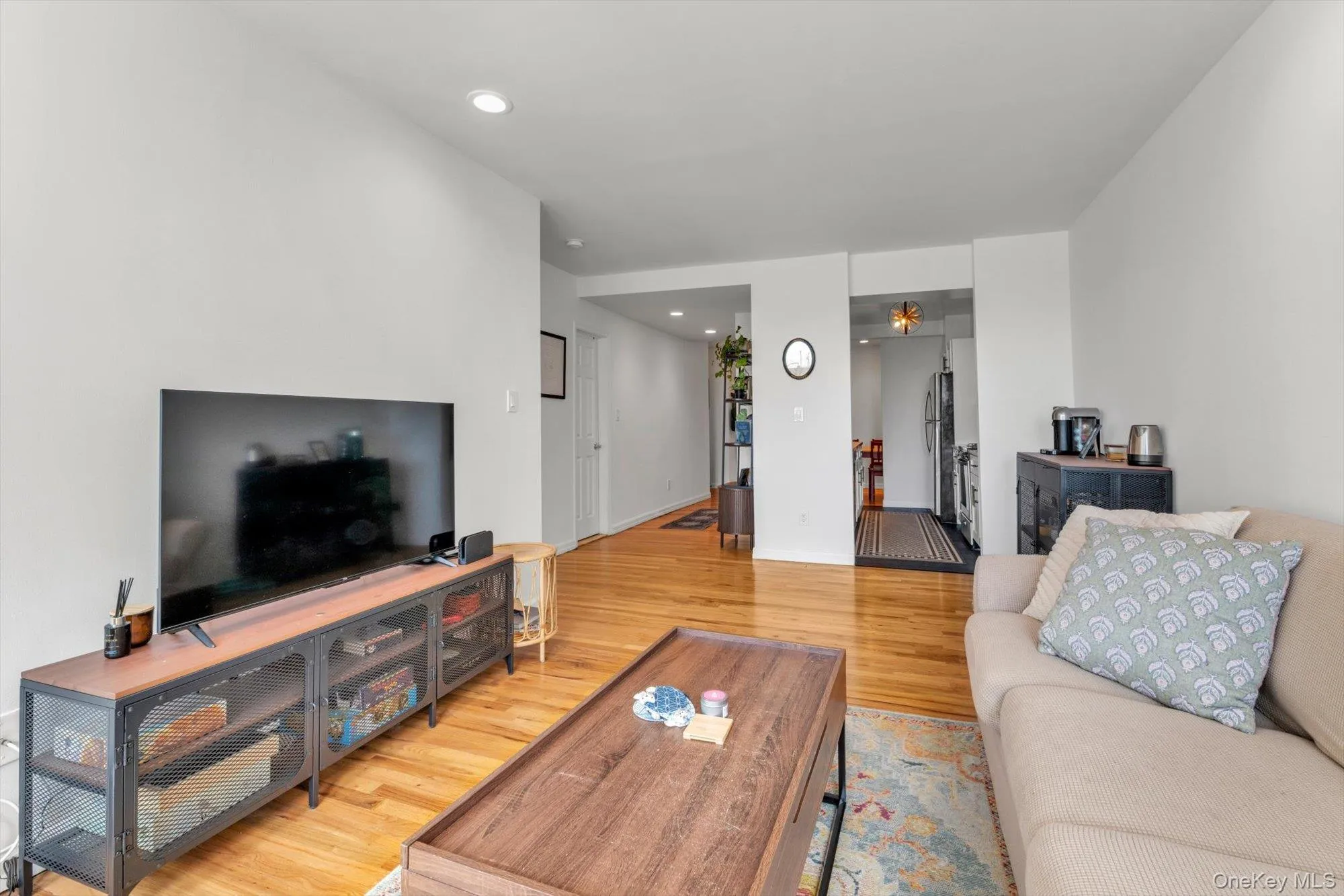 25 Broadway, Long Beach, NY, 2 Bedrooms Bedrooms, 4 Rooms Rooms,2 BathroomsBathrooms,Residential Lease,For Rent,Broadway,0,993110 25 Broadway, Long Beach, NY, 2 Bedrooms Bedrooms, 4 Rooms Rooms,2 BathroomsBathrooms,Residential Lease,For Rent,Broadway,0,993110