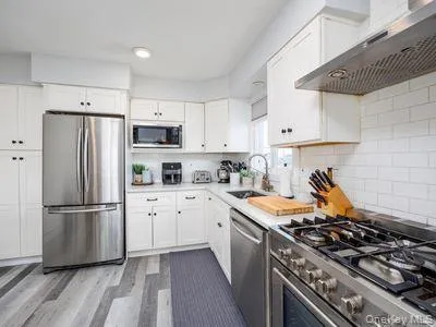 825 Park Avenue, Long Beach, NY, 3 Bedrooms Bedrooms, 6 Rooms Rooms,2 BathroomsBathrooms,Residential Lease,For Rent,Park,0,993118 825 Park Avenue, Long Beach, NY, 3 Bedrooms Bedrooms, 6 Rooms Rooms,2 BathroomsBathrooms,Residential Lease,For Rent,Park,0,993118
