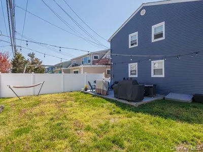 825 Park Avenue, Long Beach, NY, 3 Bedrooms Bedrooms, 6 Rooms Rooms,2 BathroomsBathrooms,Residential Lease,For Rent,Park,0,993118 825 Park Avenue, Long Beach, NY, 3 Bedrooms Bedrooms, 6 Rooms Rooms,2 BathroomsBathrooms,Residential Lease,For Rent,Park,0,993118