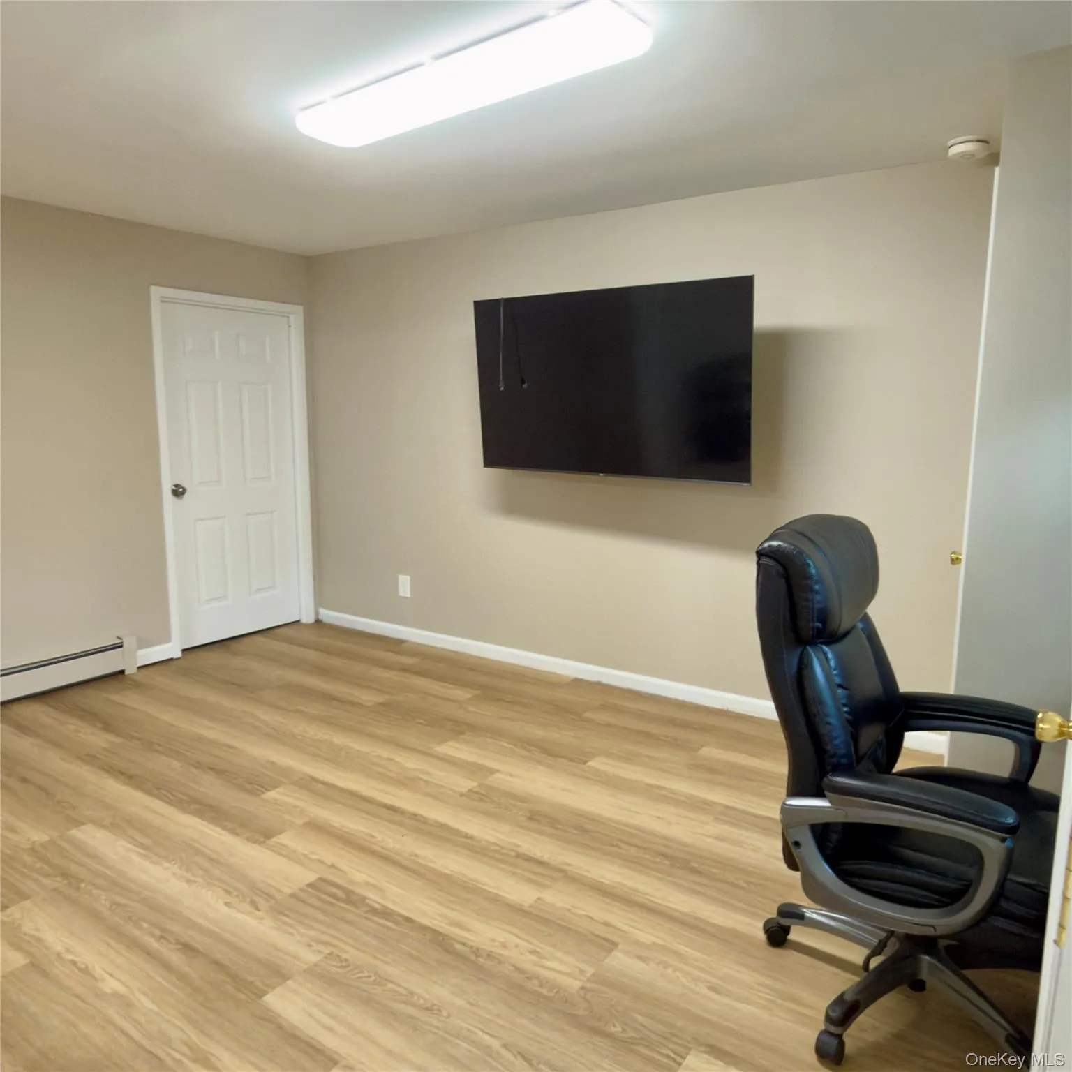 40 Market Street, Brookhaven, NY, 2 Rooms Rooms,1 BathroomBathrooms,Residential Lease,For Rent,Market,0,993119 40 Market Street, Brookhaven, NY, 2 Rooms Rooms,1 BathroomBathrooms,Residential Lease,For Rent,Market,0,993119