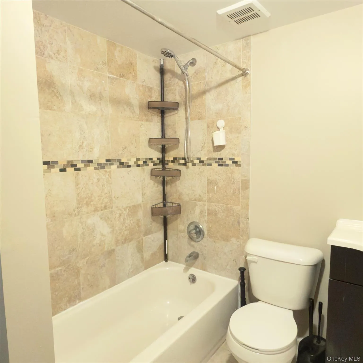 40 Market Street, Brookhaven, NY, 2 Rooms Rooms,1 BathroomBathrooms,Residential Lease,For Rent,Market,0,993119 40 Market Street, Brookhaven, NY, 2 Rooms Rooms,1 BathroomBathrooms,Residential Lease,For Rent,Market,0,993119