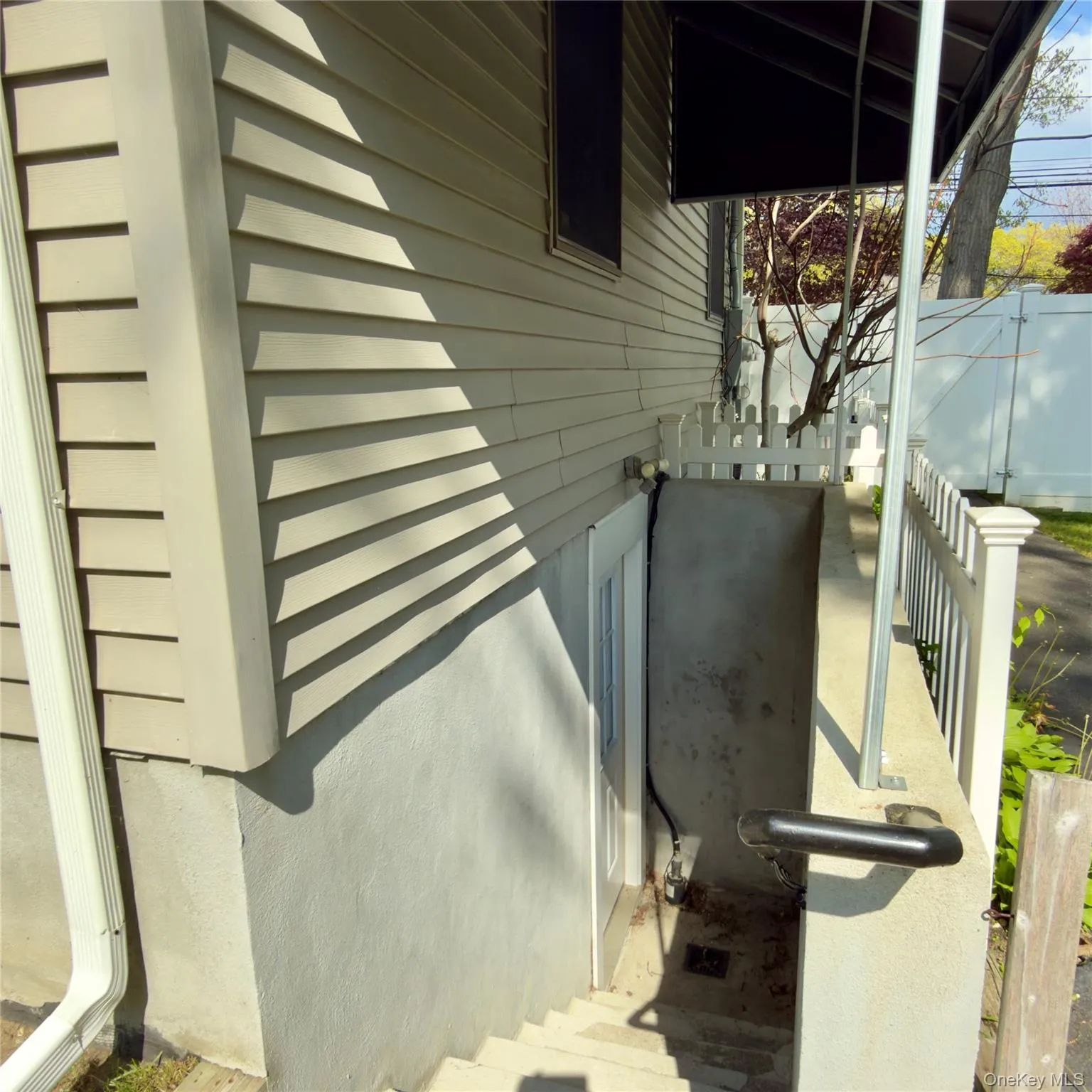 40 Market Street, Brookhaven, NY, 2 Rooms Rooms,1 BathroomBathrooms,Residential Lease,For Rent,Market,0,993119 40 Market Street, Brookhaven, NY, 2 Rooms Rooms,1 BathroomBathrooms,Residential Lease,For Rent,Market,0,993119