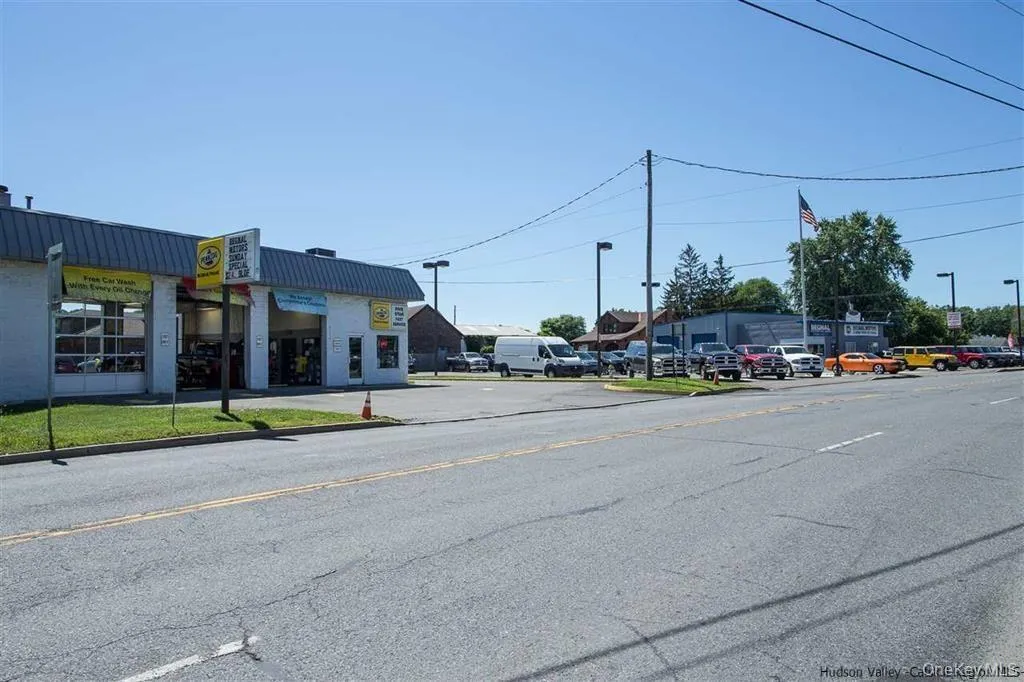 560 Albany Avenue, Kingston, NY, ,Commercial Lease,For Rent,Albany,0,993139 560 Albany Avenue, Kingston, NY, ,Commercial Lease,For Rent,Albany,0,993139