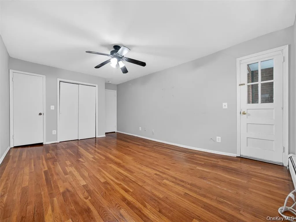 81 Kearsing Parkway, Ramapo, NY, 2 Bedrooms Bedrooms, 6 Rooms Rooms,1 BathroomBathrooms,Residential Lease,For Rent,Kearsing,0,993141 81 Kearsing Parkway, Ramapo, NY, 2 Bedrooms Bedrooms, 6 Rooms Rooms,1 BathroomBathrooms,Residential Lease,For Rent,Kearsing,0,993141