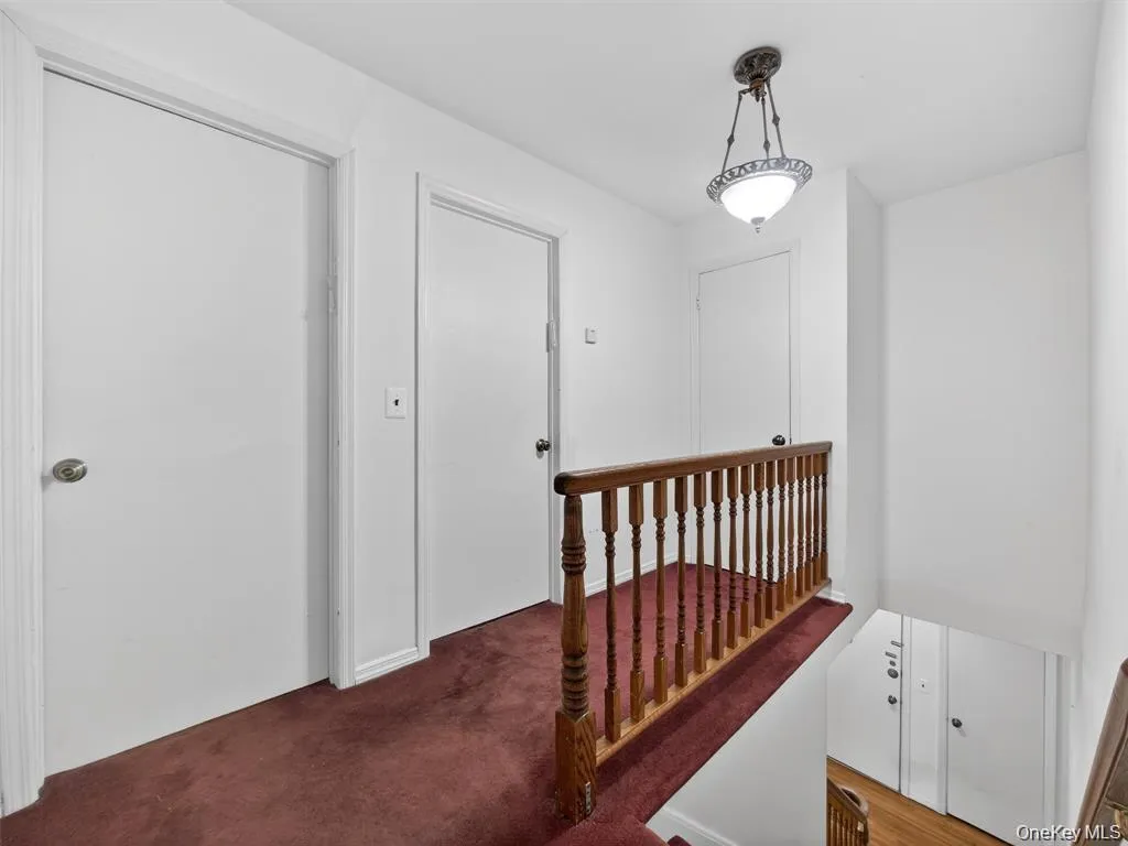 81 Kearsing Parkway, Ramapo, NY, 2 Bedrooms Bedrooms, 6 Rooms Rooms,1 BathroomBathrooms,Residential Lease,For Rent,Kearsing,0,993141 81 Kearsing Parkway, Ramapo, NY, 2 Bedrooms Bedrooms, 6 Rooms Rooms,1 BathroomBathrooms,Residential Lease,For Rent,Kearsing,0,993141