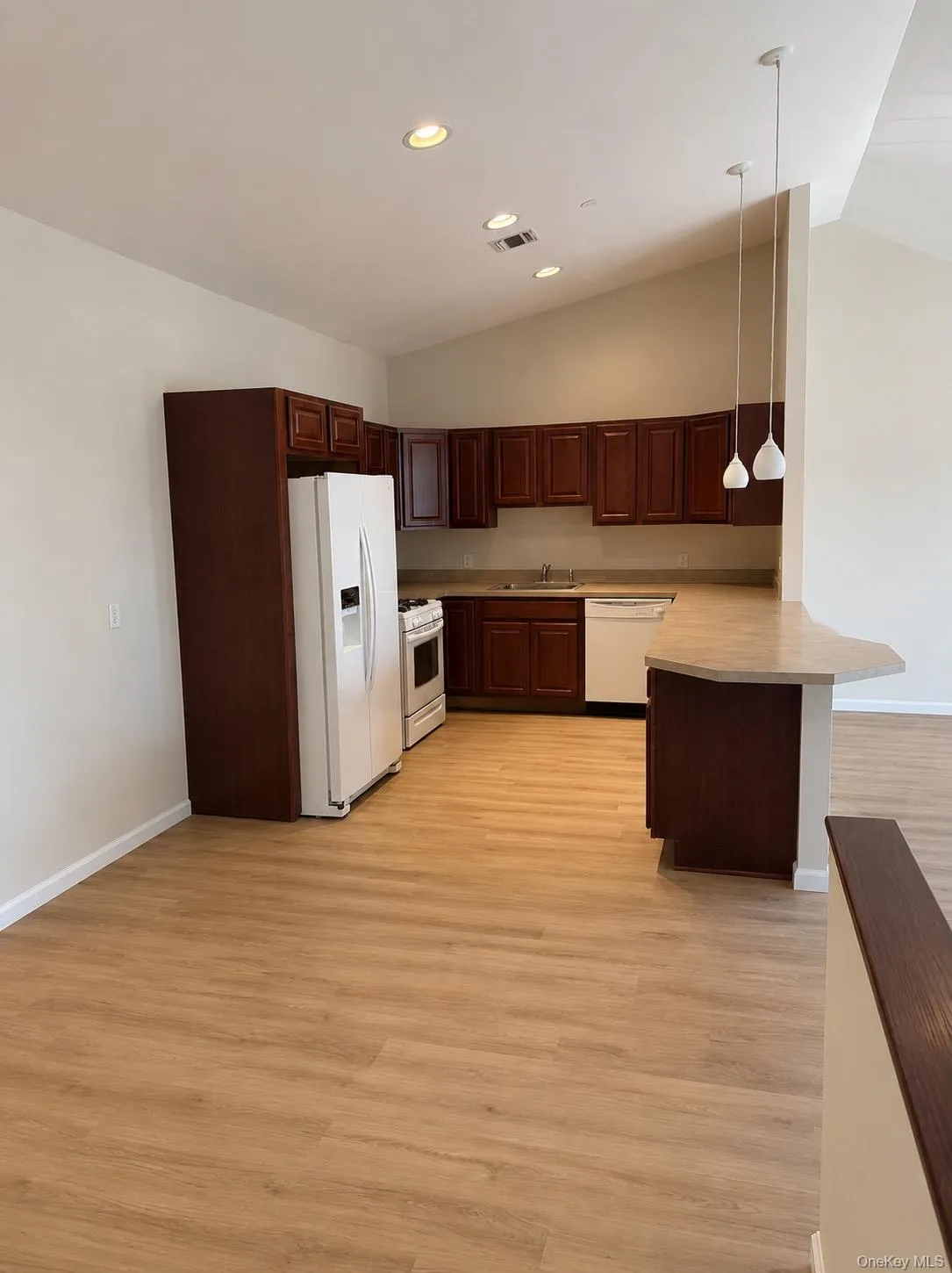 12 Jacqueline Way, Babylon, NY, 2 Bedrooms Bedrooms, 5 Rooms Rooms,2 BathroomsBathrooms,Residential Lease,For Rent,Jacqueline,0,993145 12 Jacqueline Way, Babylon, NY, 2 Bedrooms Bedrooms, 5 Rooms Rooms,2 BathroomsBathrooms,Residential Lease,For Rent,Jacqueline,0,993145