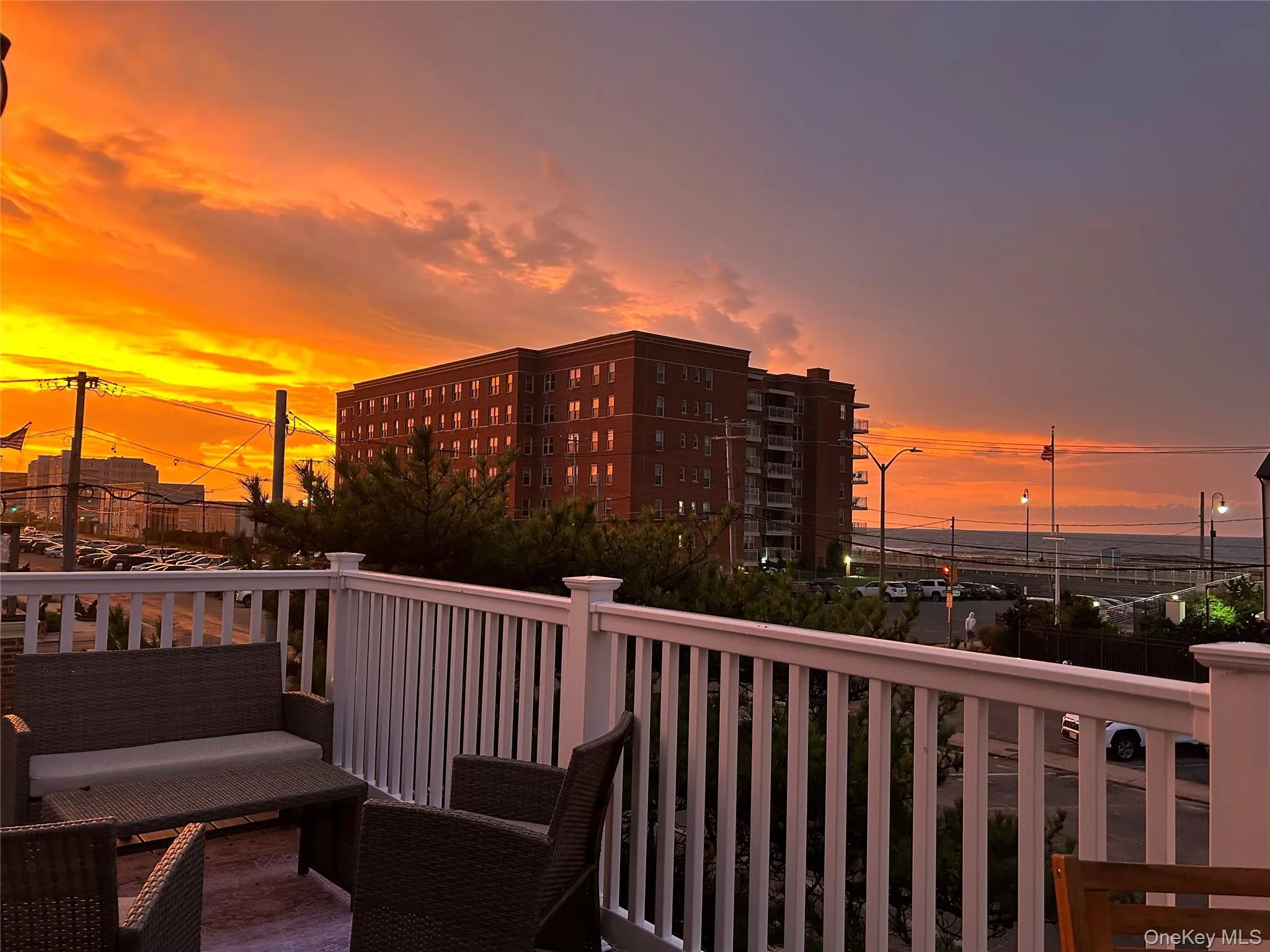 611 Broadway, Long Beach, NY, 1 Bedroom Bedrooms, 4 Rooms Rooms,1 BathroomBathrooms,Residential Lease,For Rent,Broadway,0,993161 611 Broadway, Long Beach, NY, 1 Bedroom Bedrooms, 4 Rooms Rooms,1 BathroomBathrooms,Residential Lease,For Rent,Broadway,0,993161